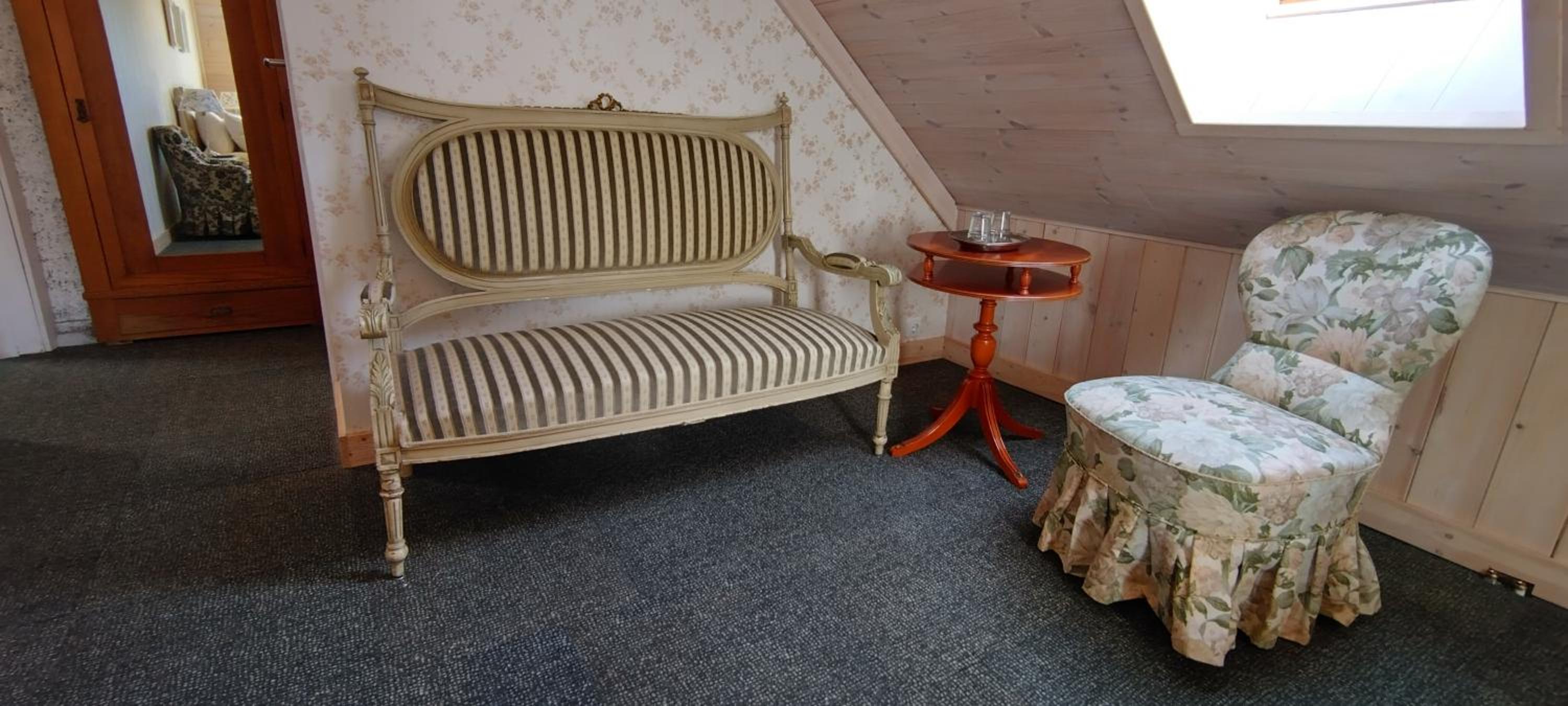 Double Room - Photo 2