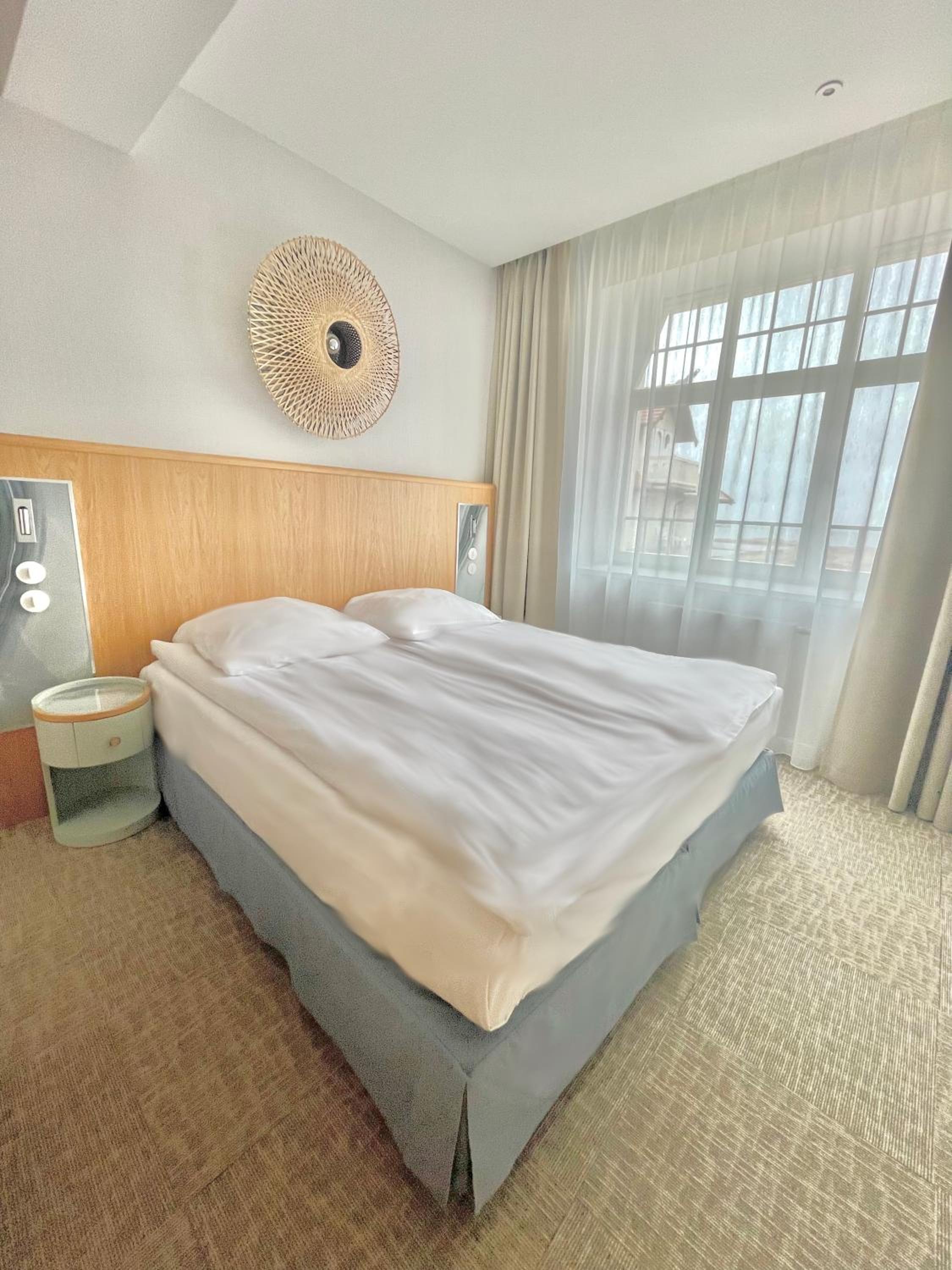 Deluxe Suite with Sea View photo 1