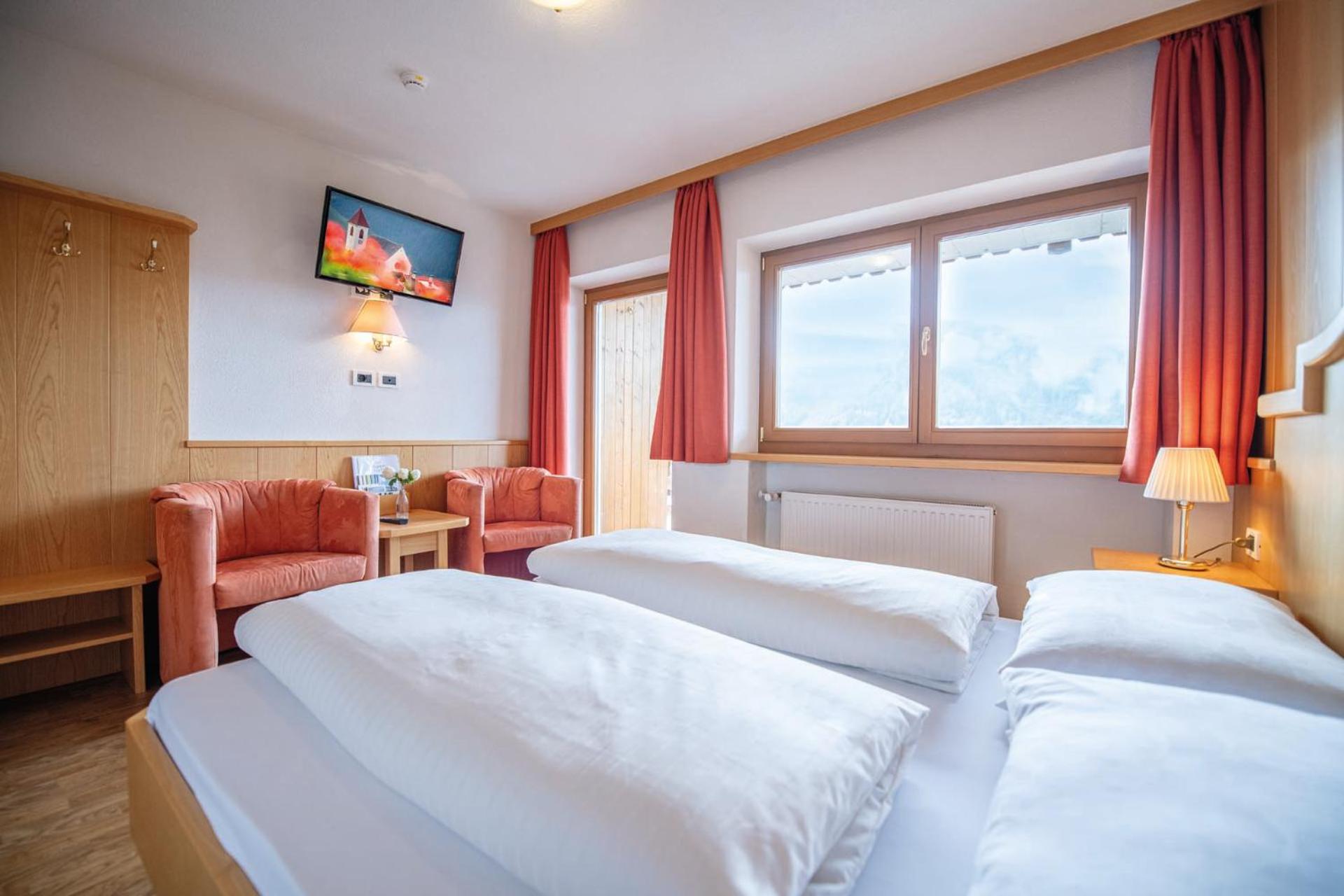 Double Room with Mountain View photo 2