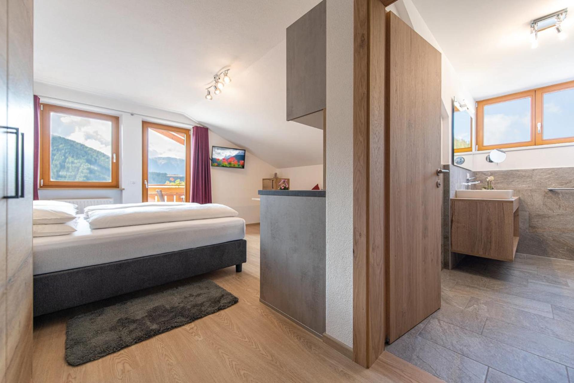 Studio Apartment photo 3