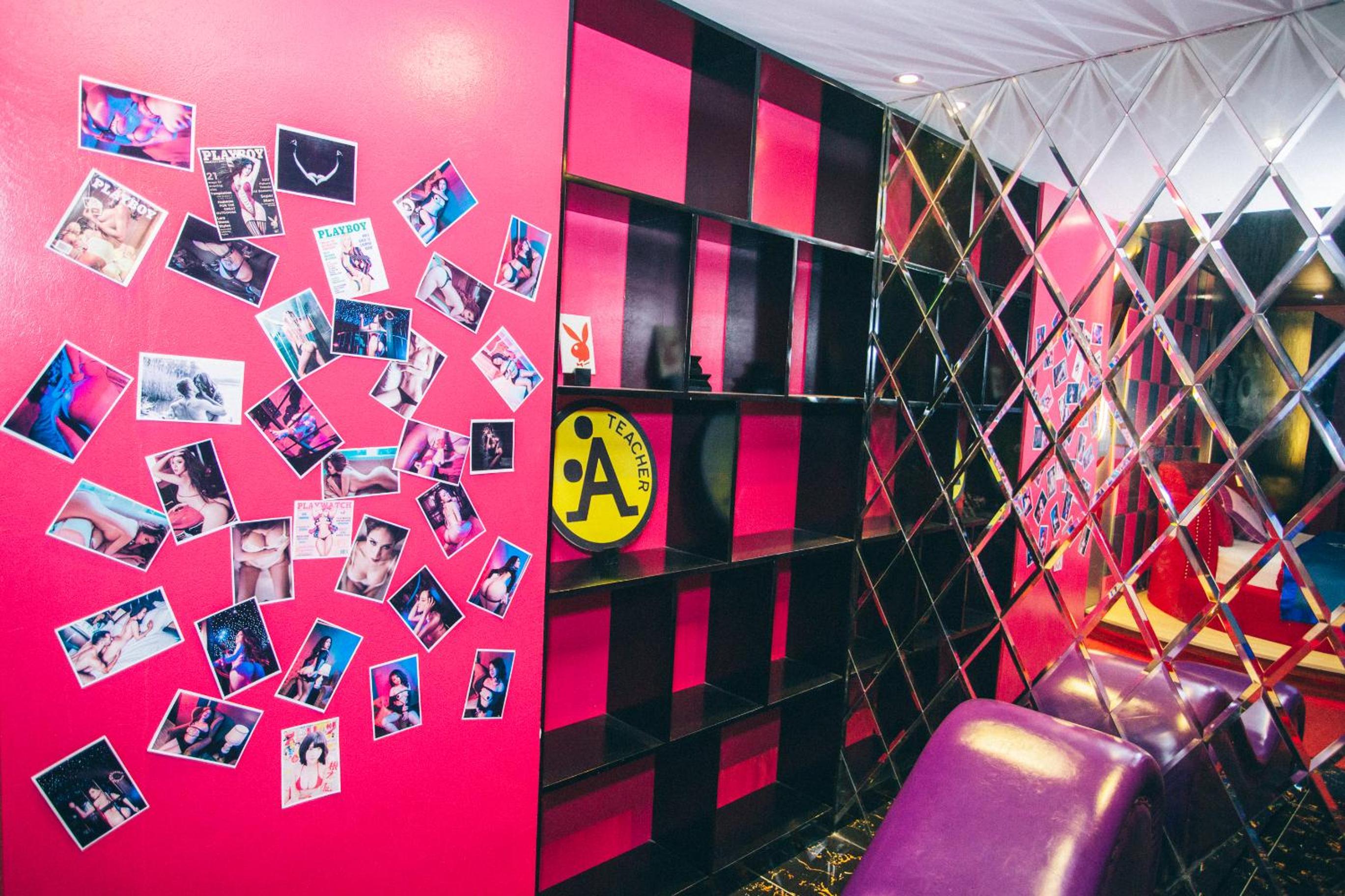 Deluxe Queen Room - Photo 27