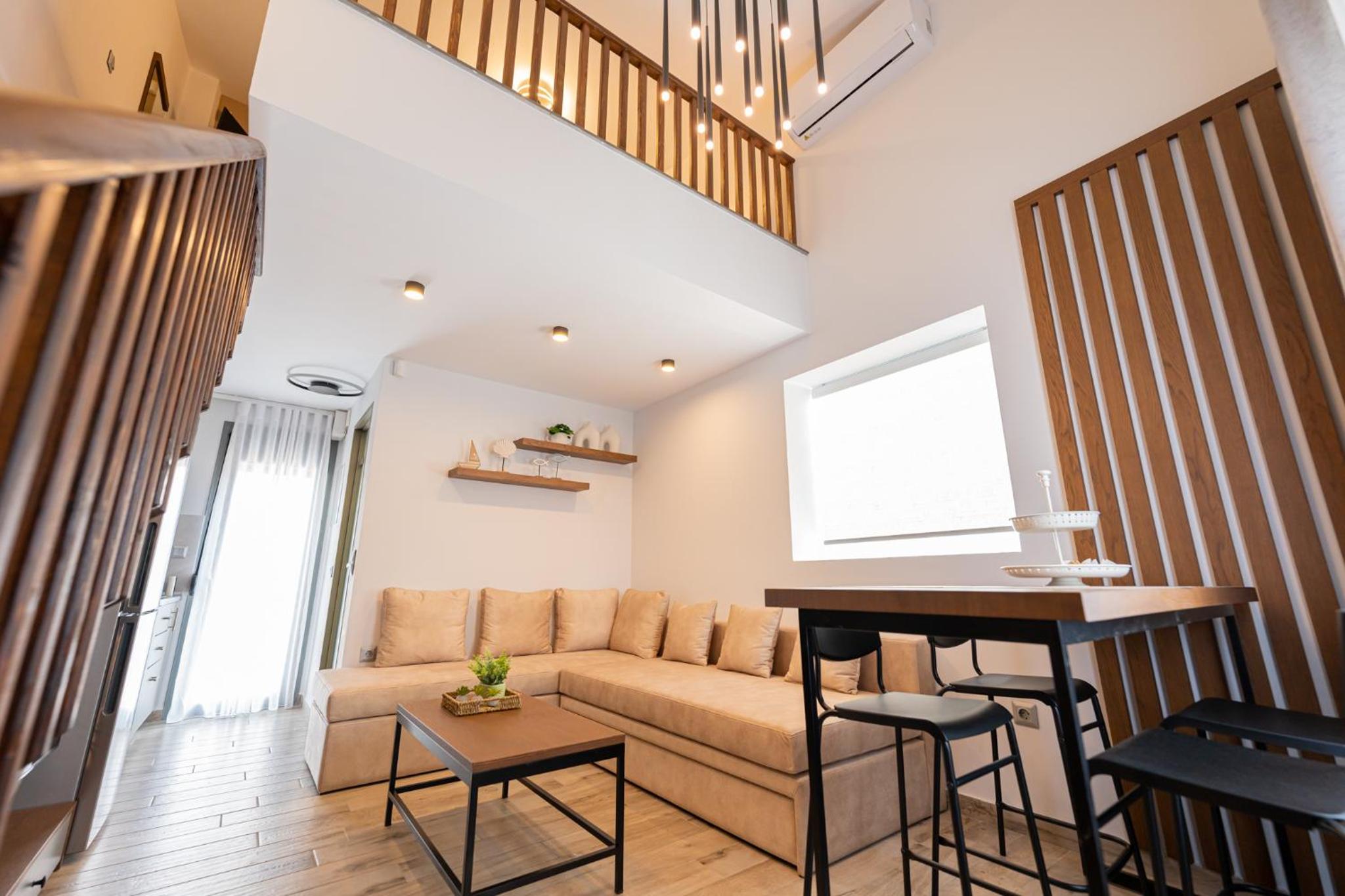 One-Bedroom House photo 1