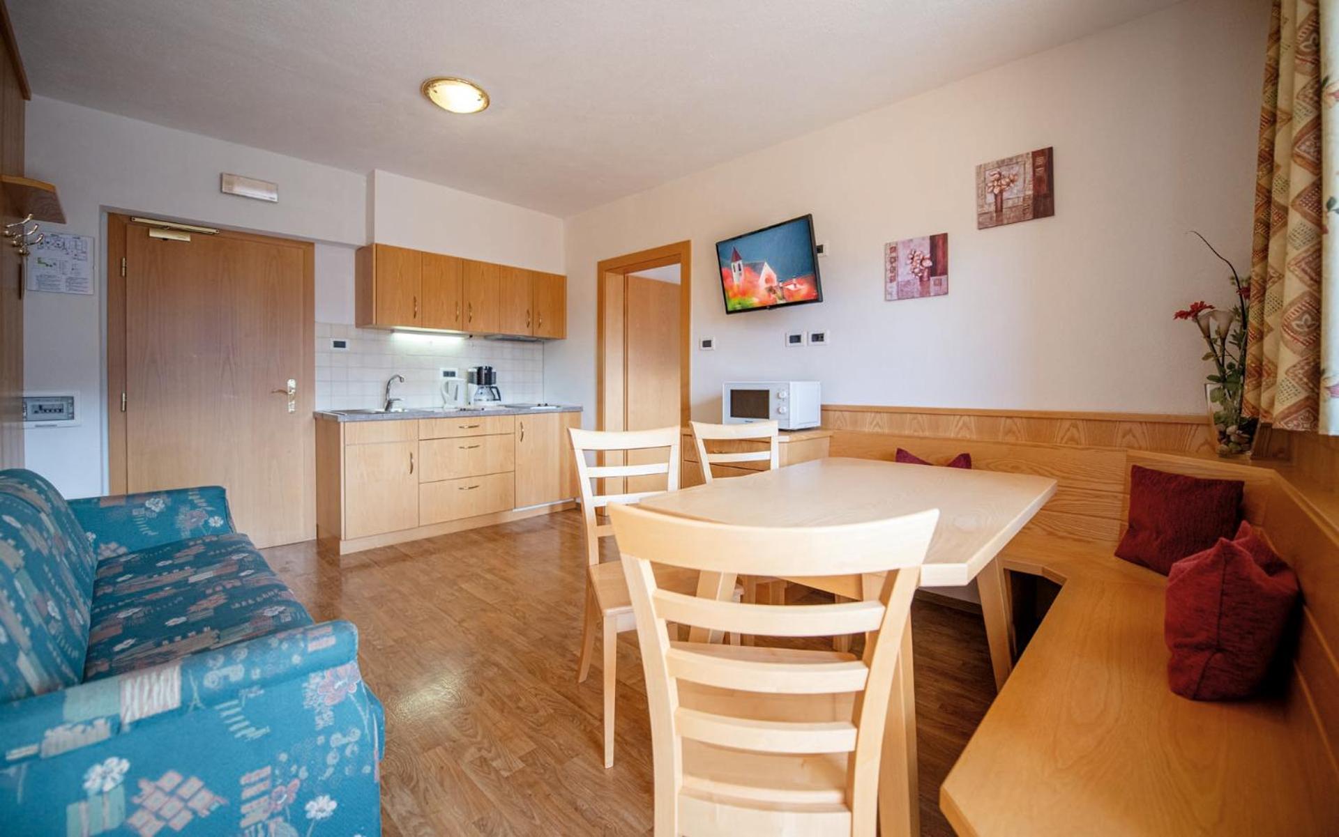 Apartment with Terrace photo 2