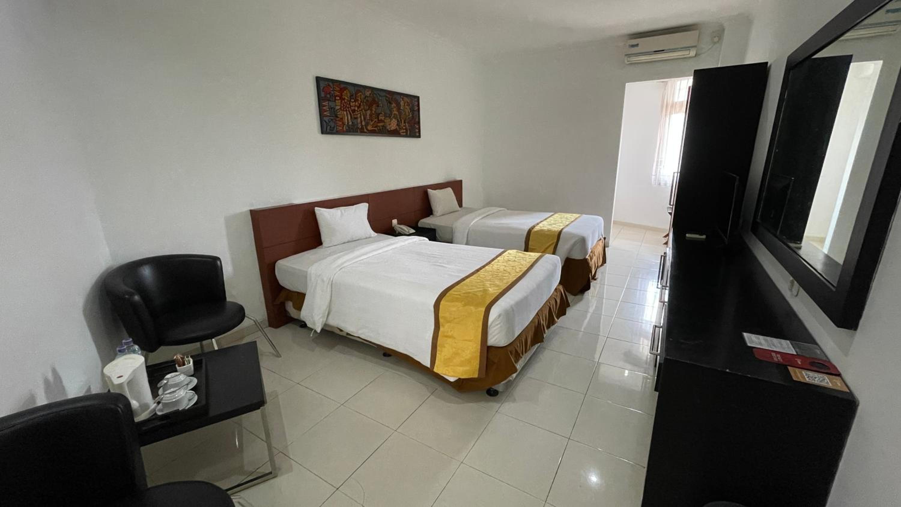 Superior Twin Room photo 3