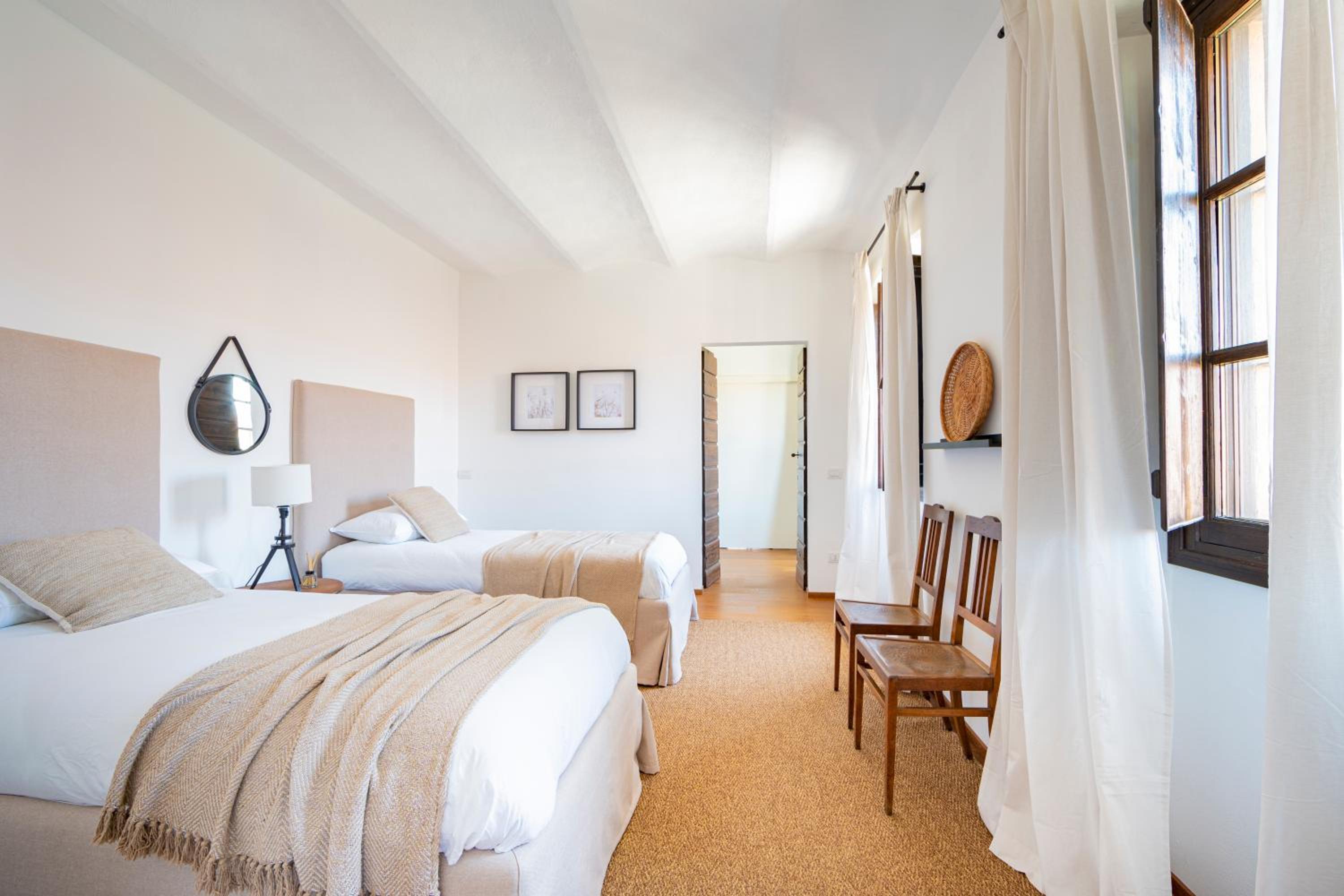 Double or Twin Room photo 3