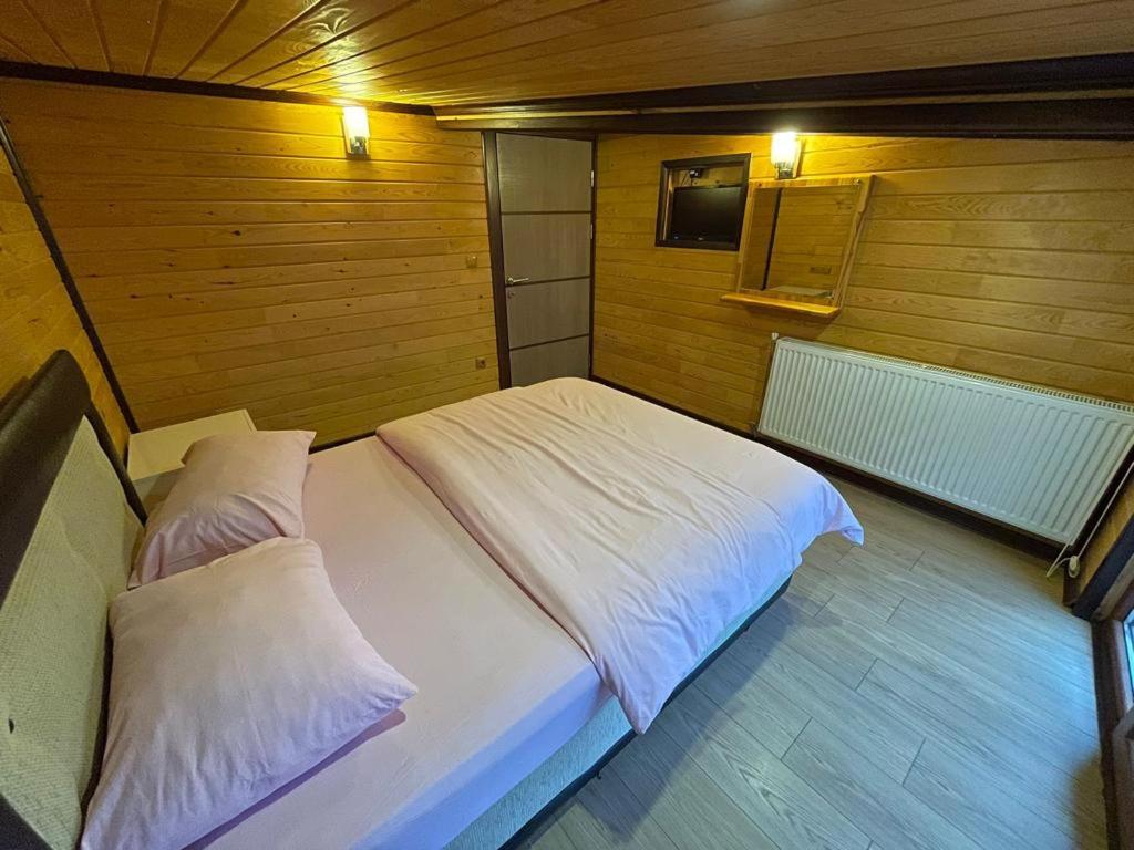 Family Suite With Balcony photo 1