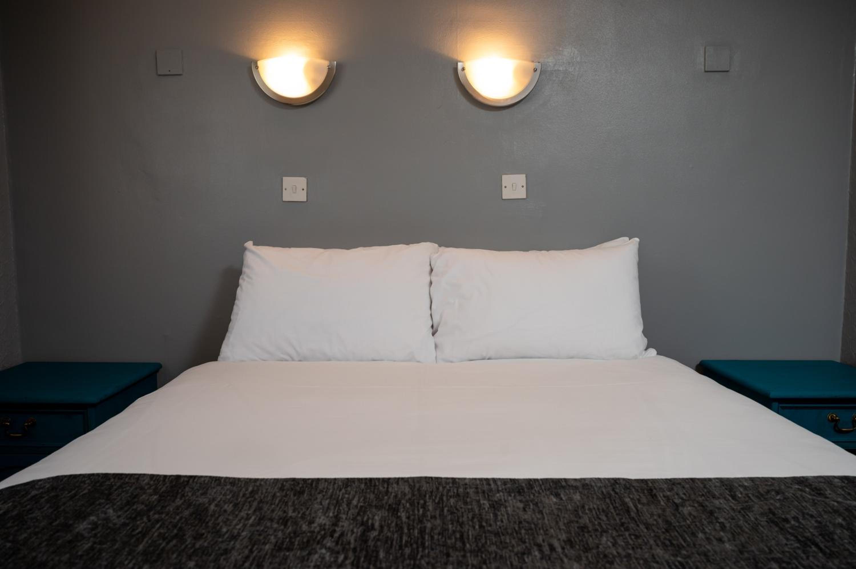 Double Room - Photo 1