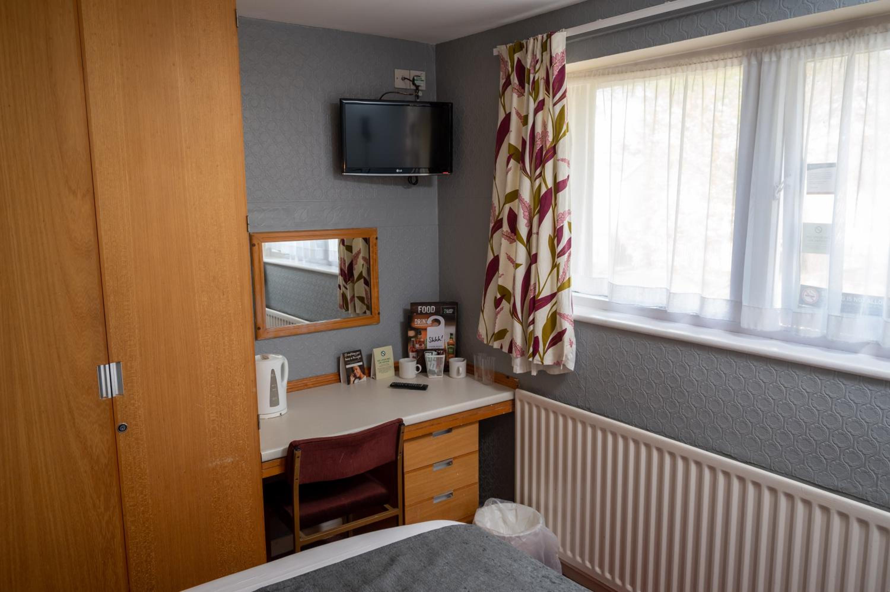 Double Room - Photo 2