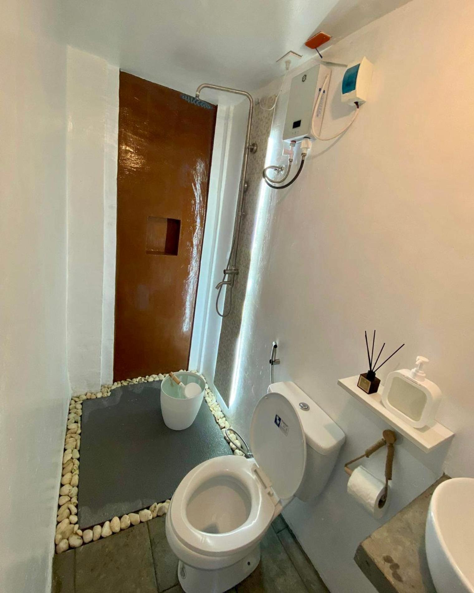 Triple Room with Private Bathroom - Photo 6