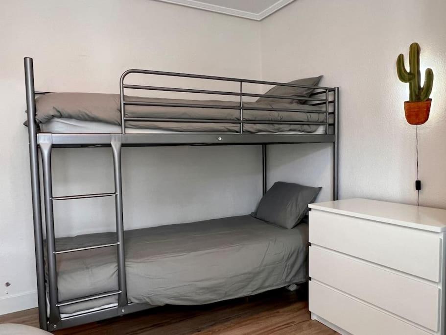 Three-Bedroom Apartment photo 2