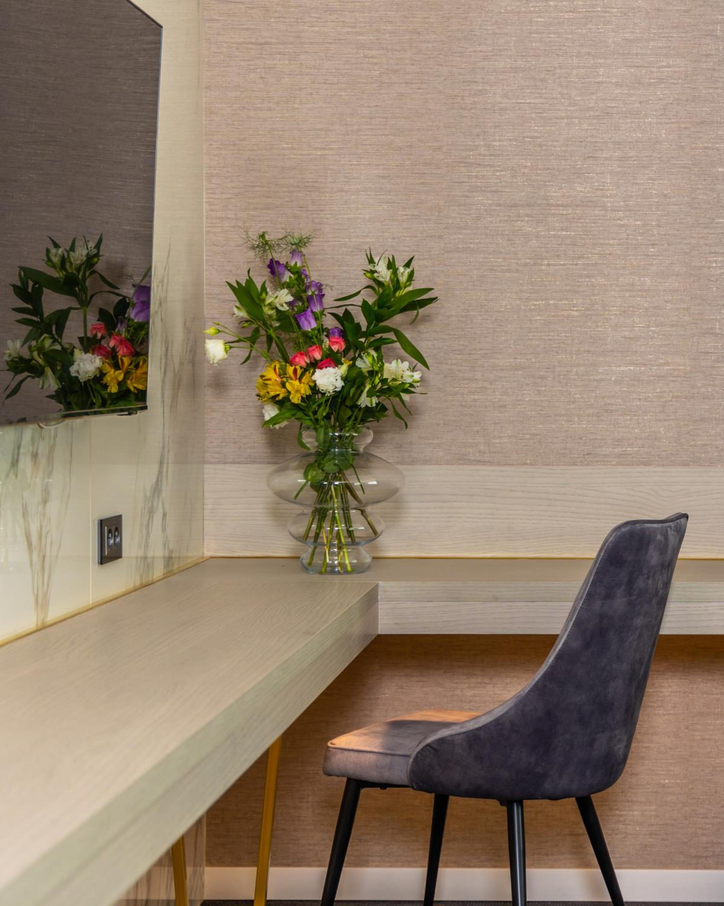 King Room - Disability Access photo 2