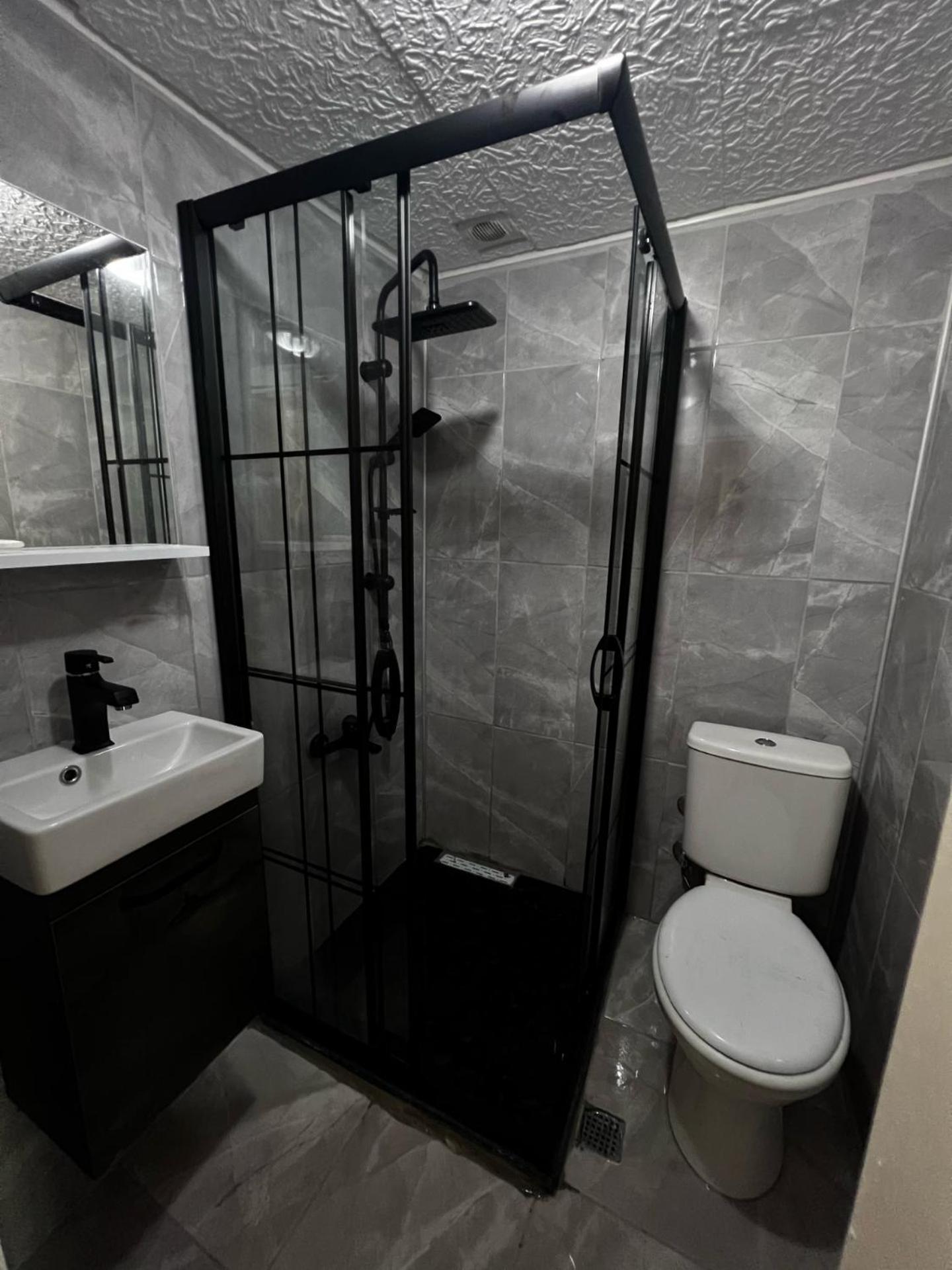 Large Double Room photo 2