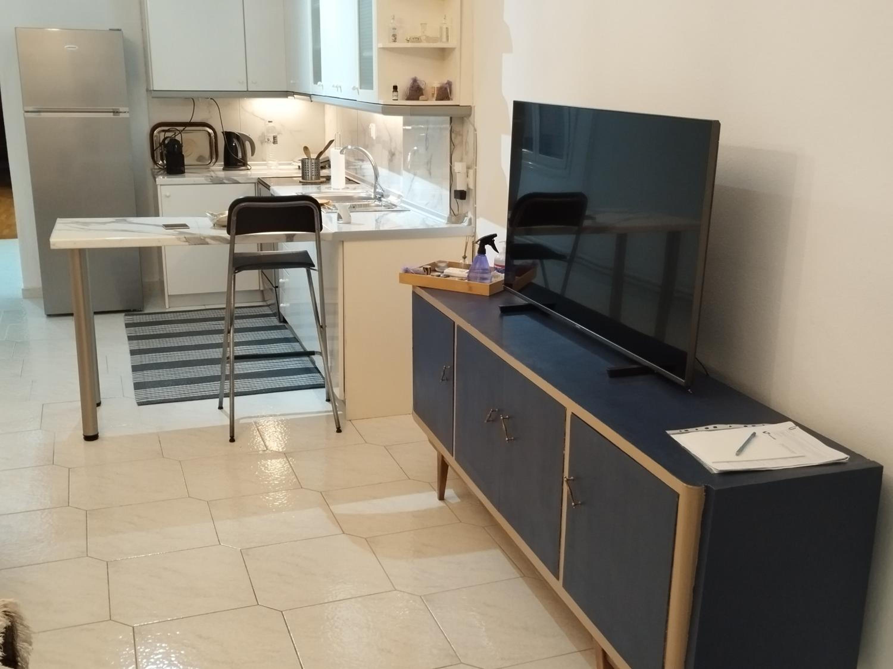 Apartment - Photo 2