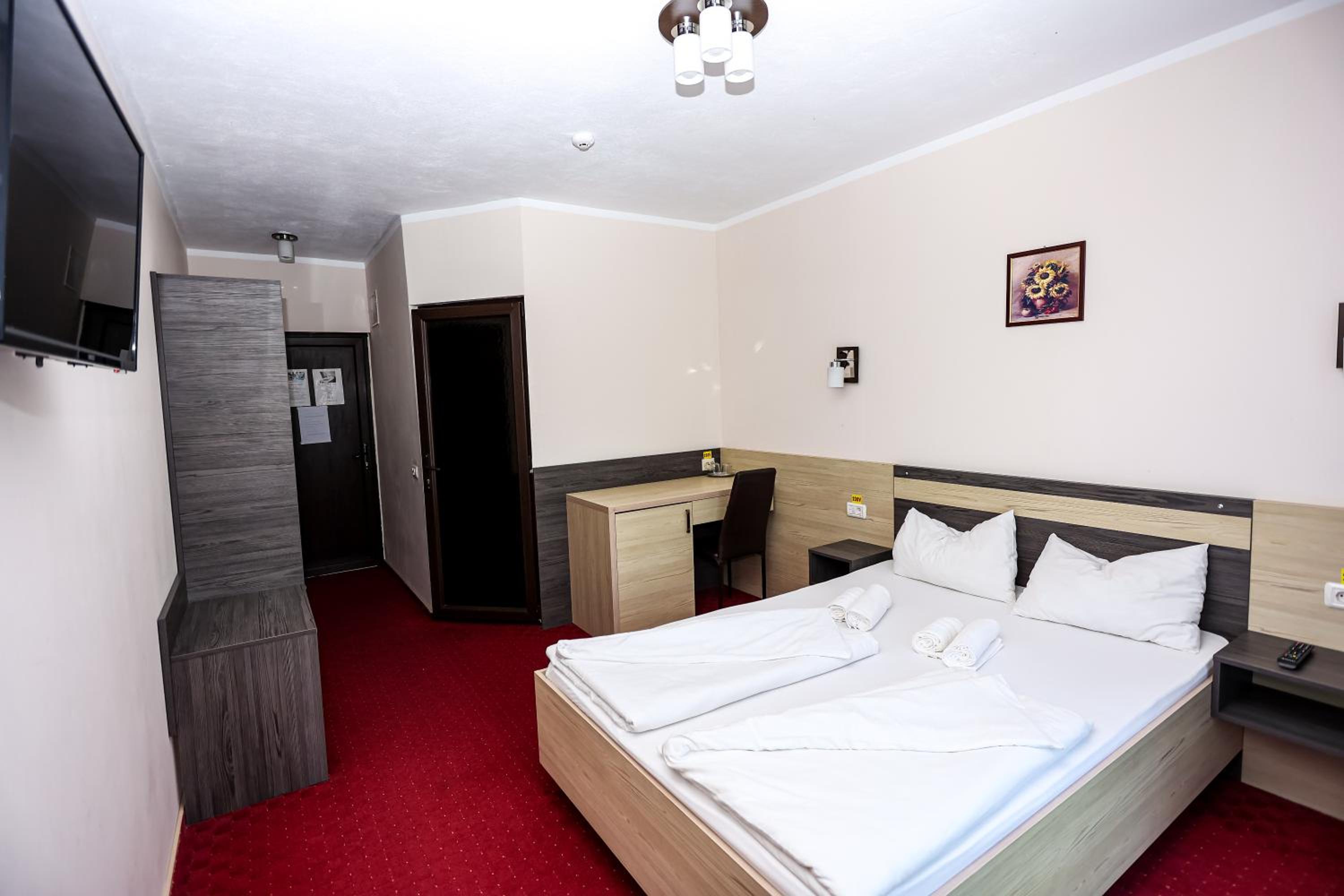 Double Room with Lake View