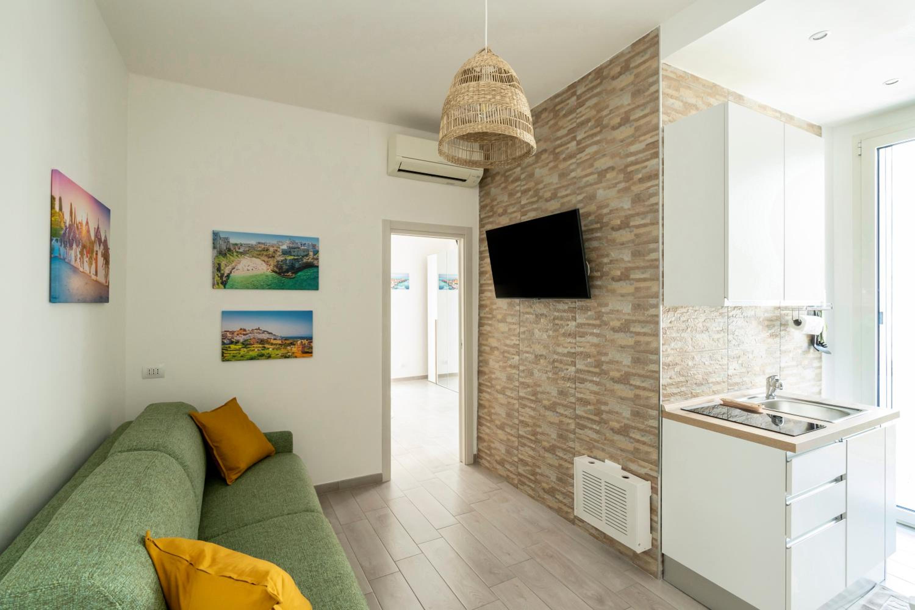 One-Bedroom Apartment