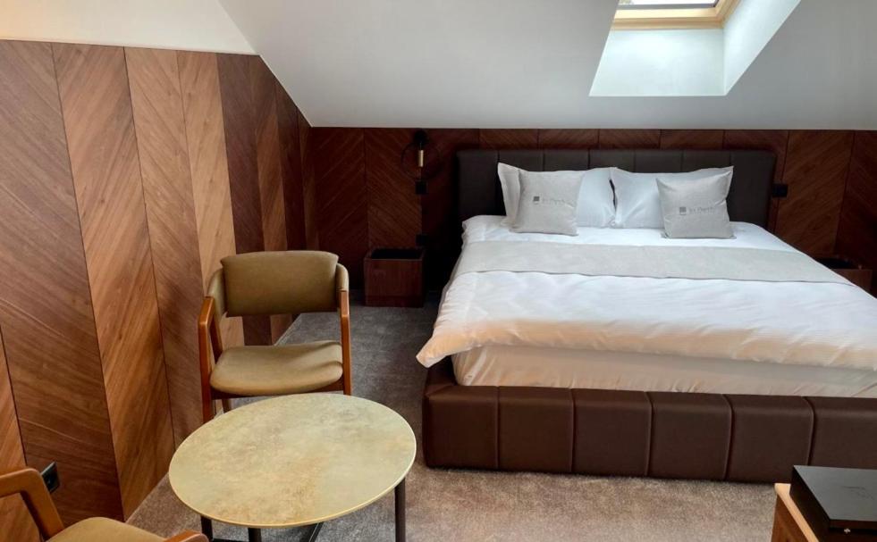 King Room With Spa Bath photo 3