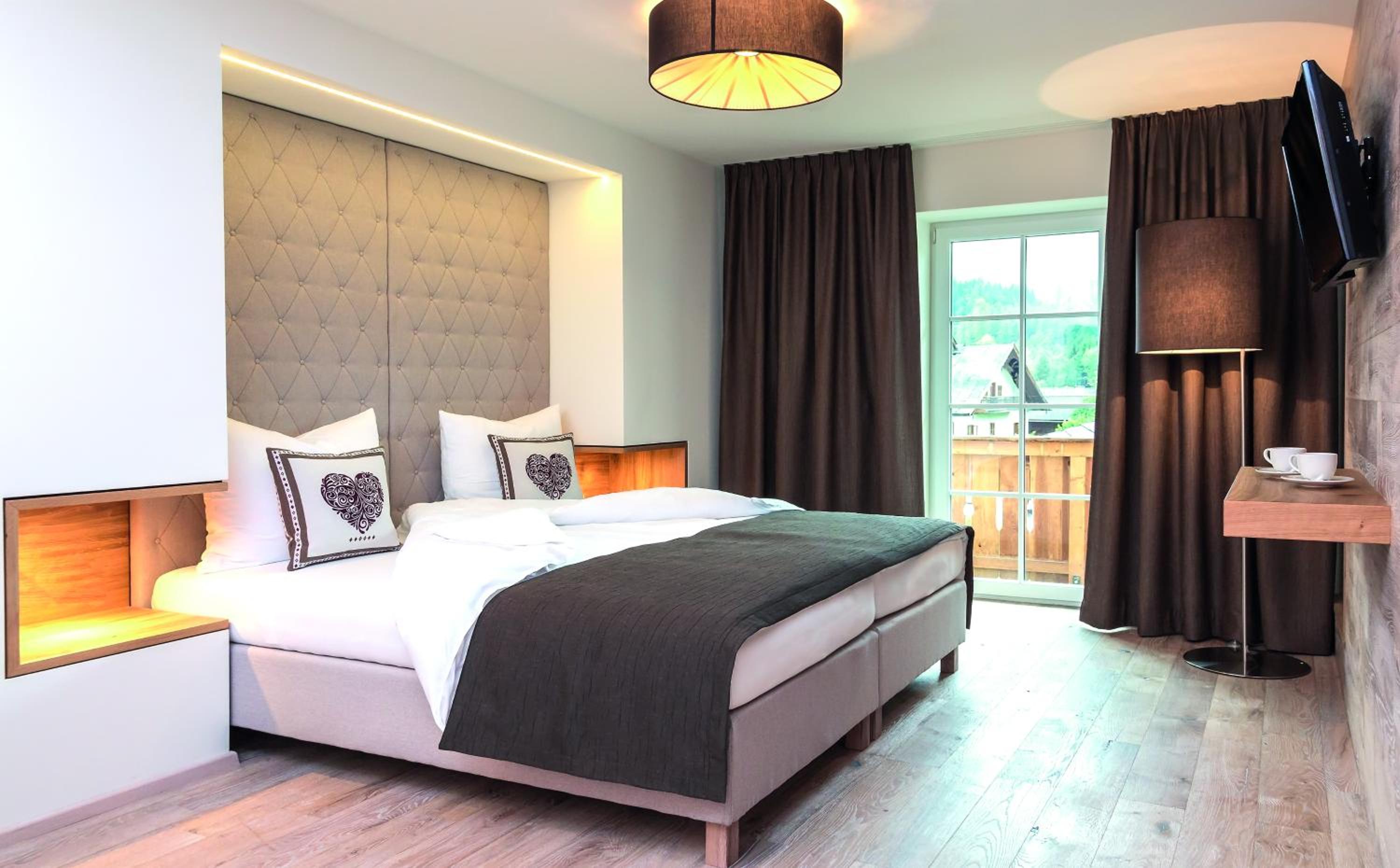 Junior Suite with Balcony