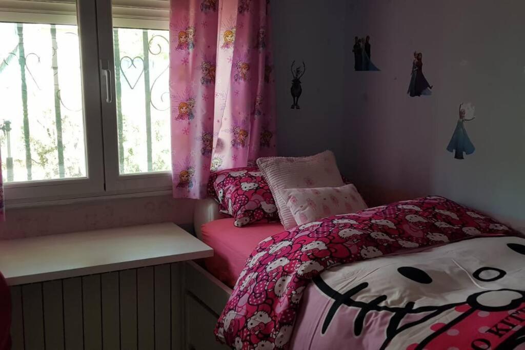 Villa photo 2