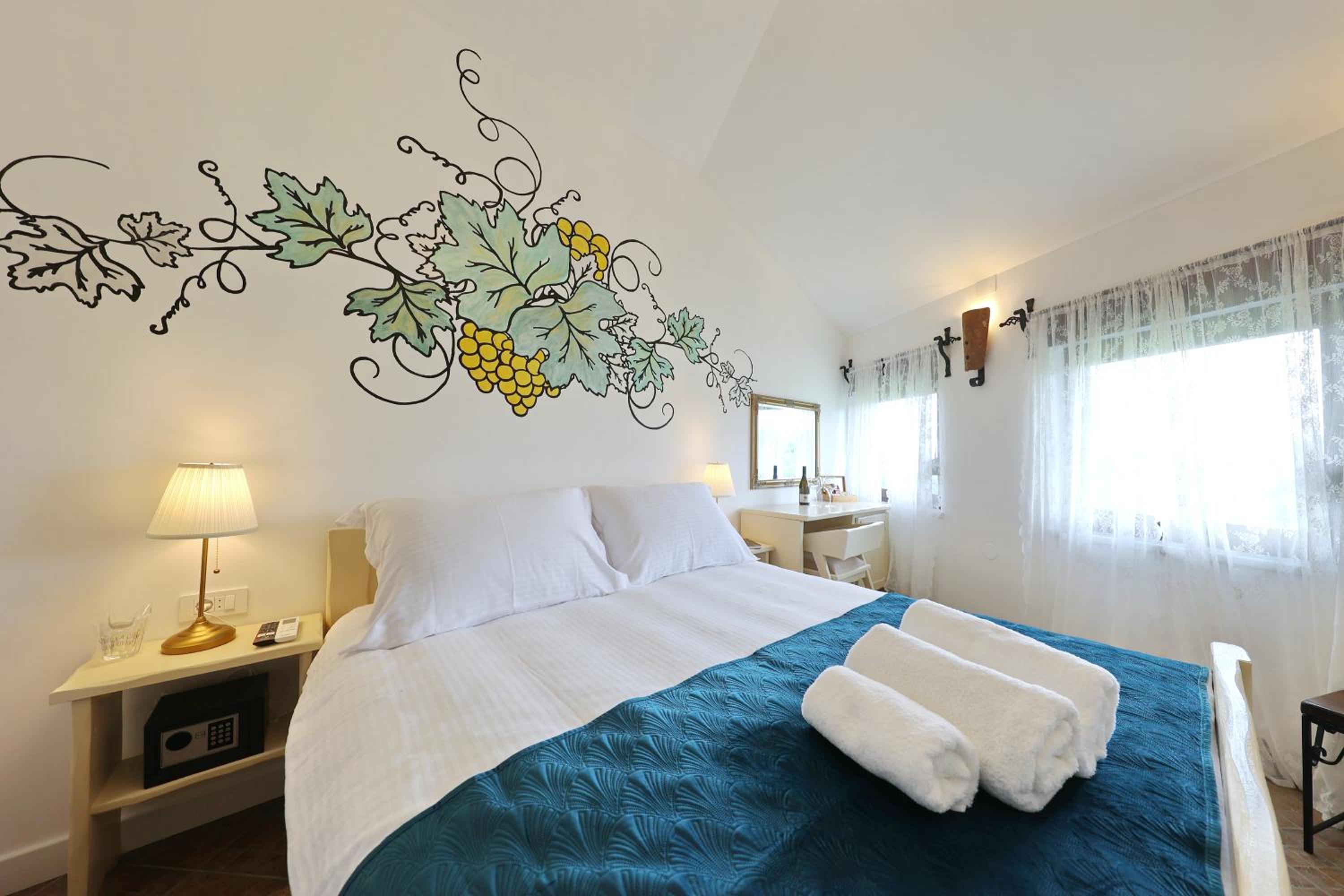 Deluxe Double or Twin Room - Photo 1