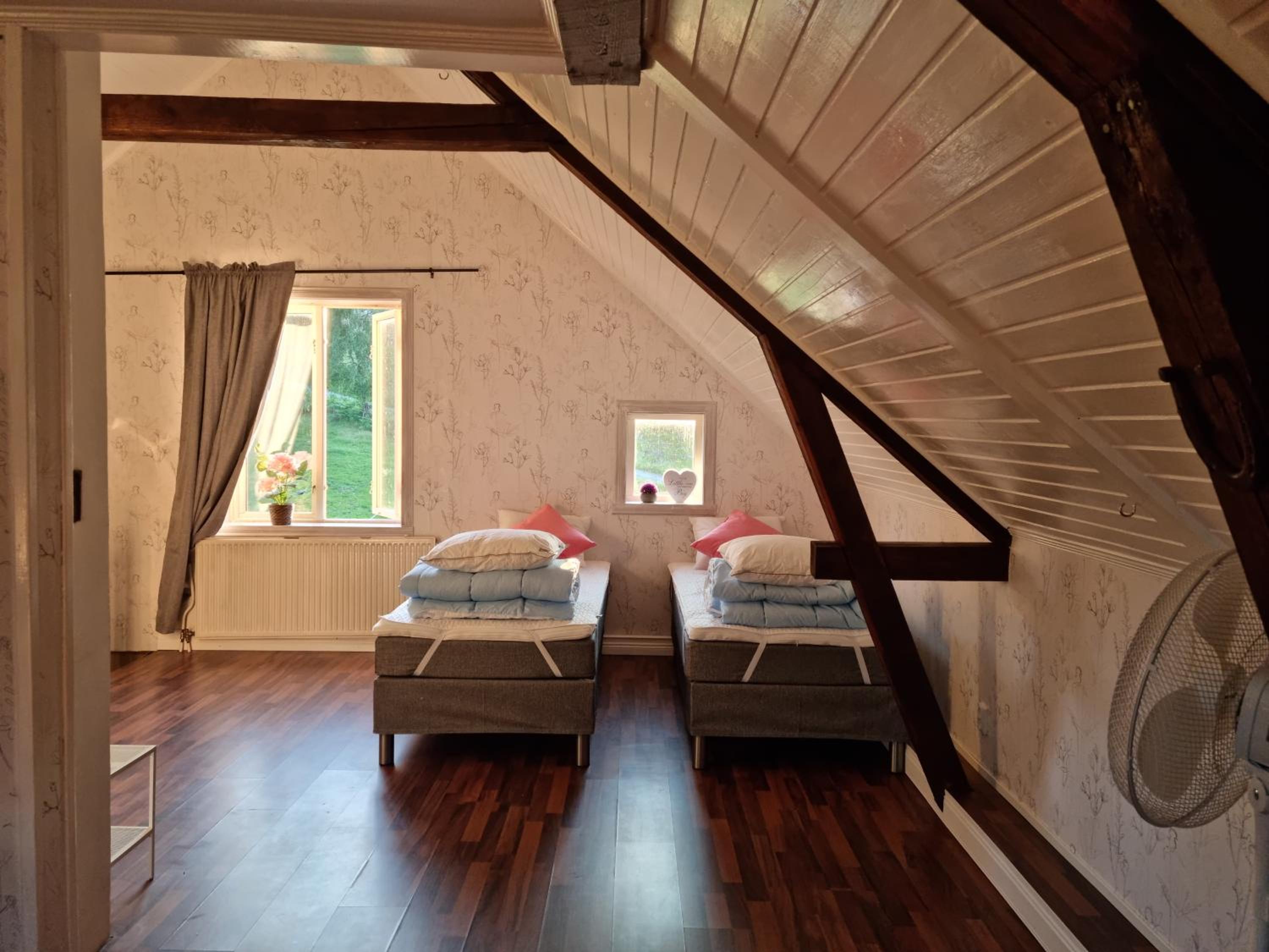 Three-Bedroom House photo 1