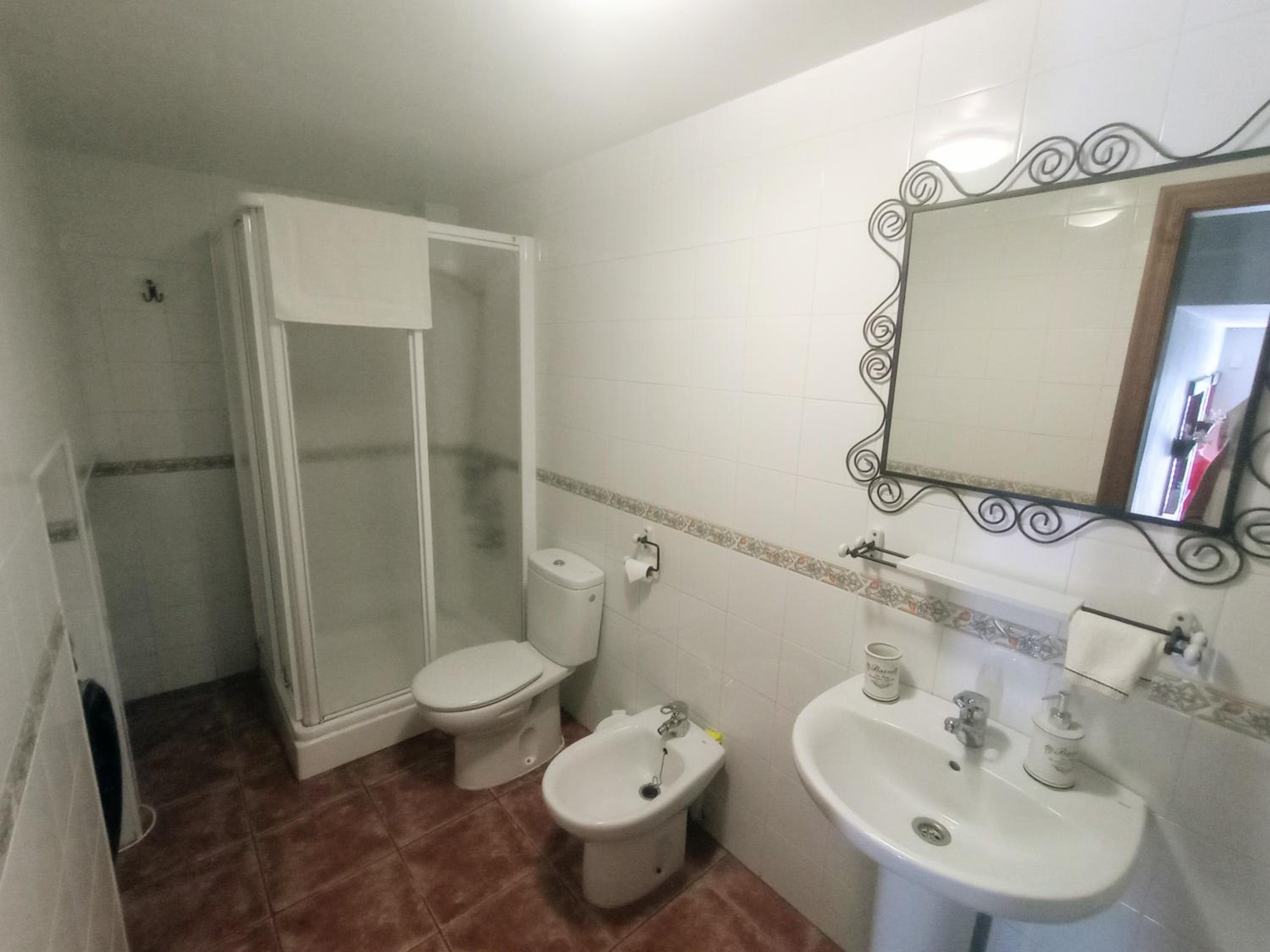 Two-Bedroom Apartment - Photo 2