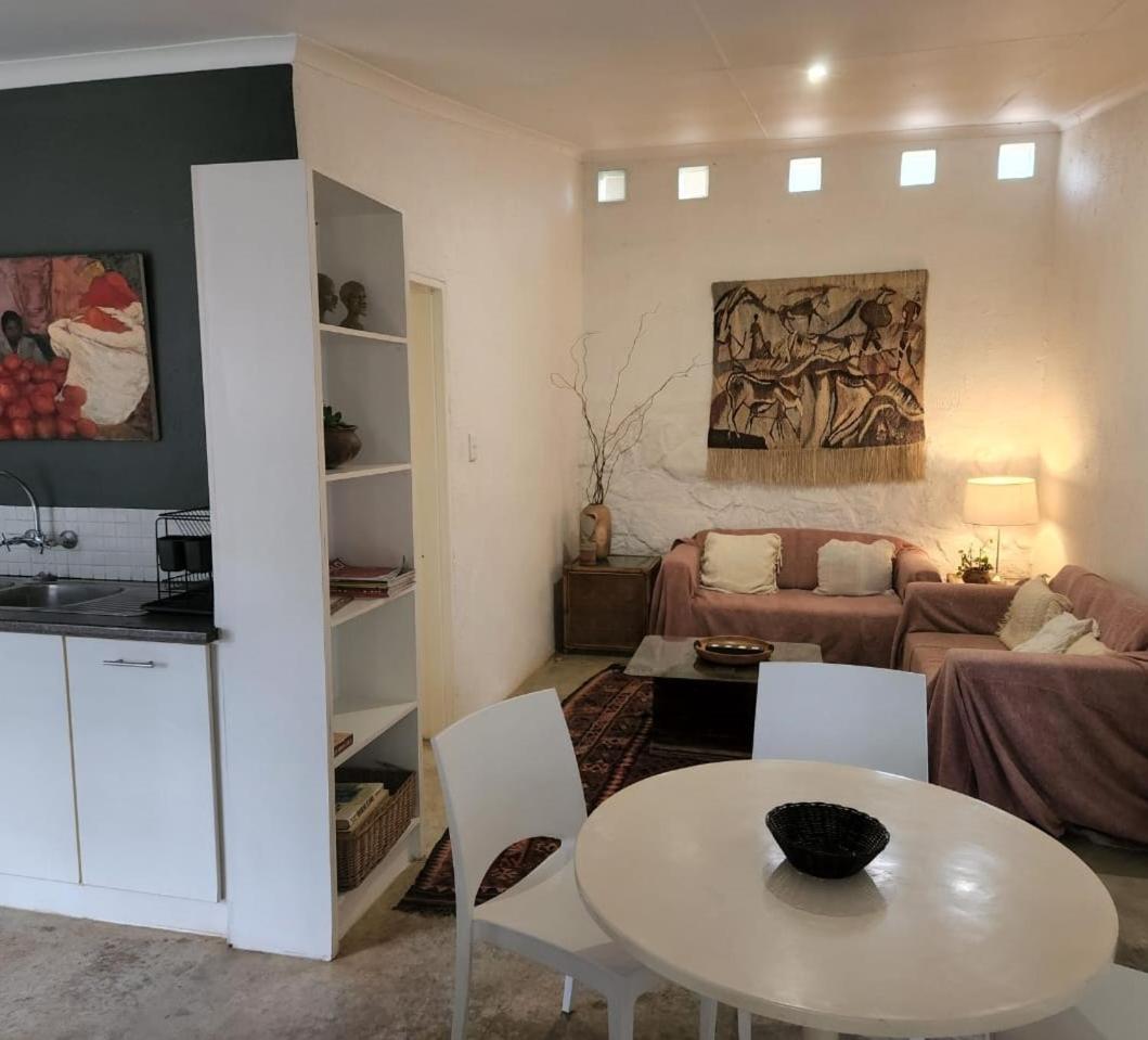 Family Room with Terrace photo 2