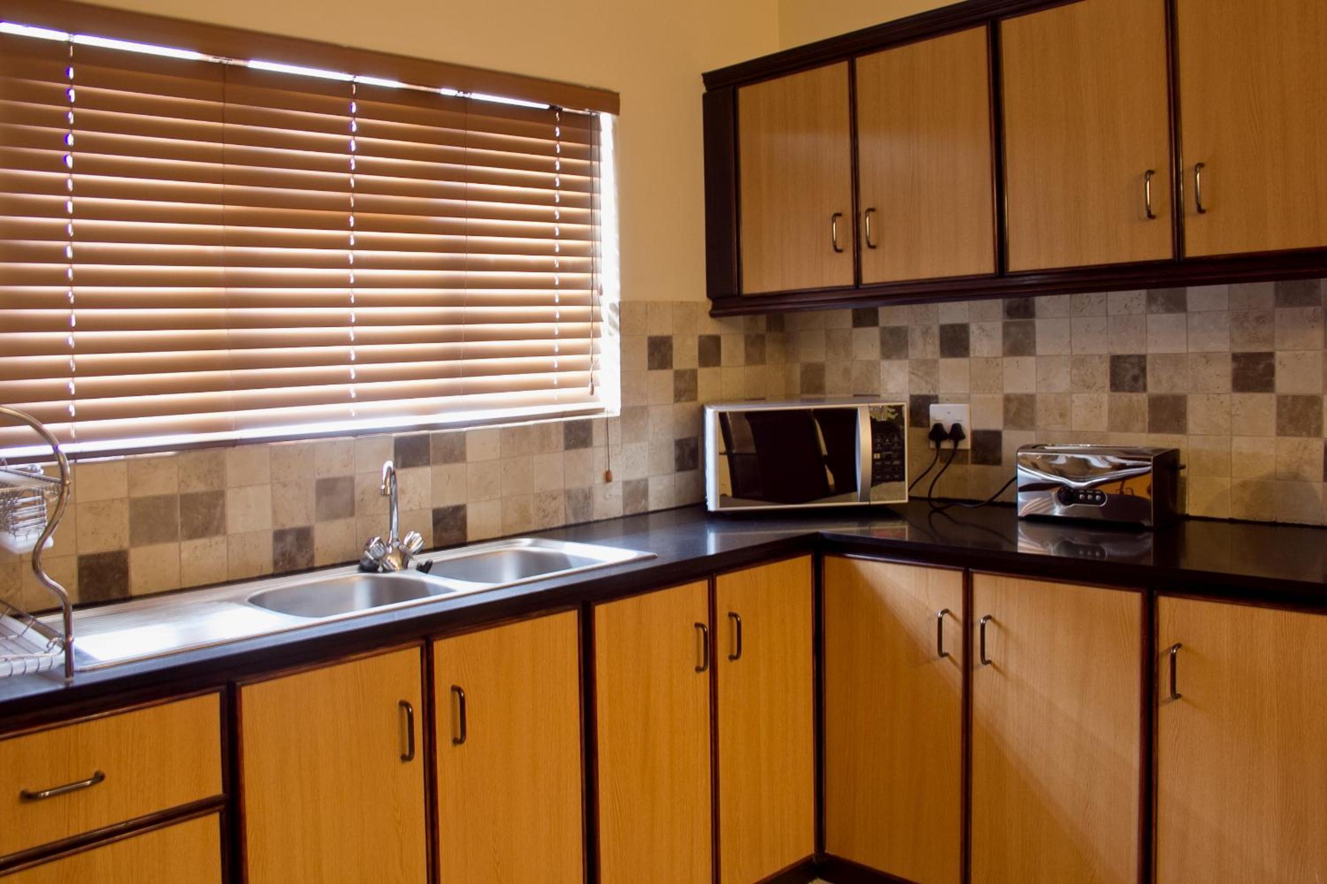 Apartment A - Photo 11