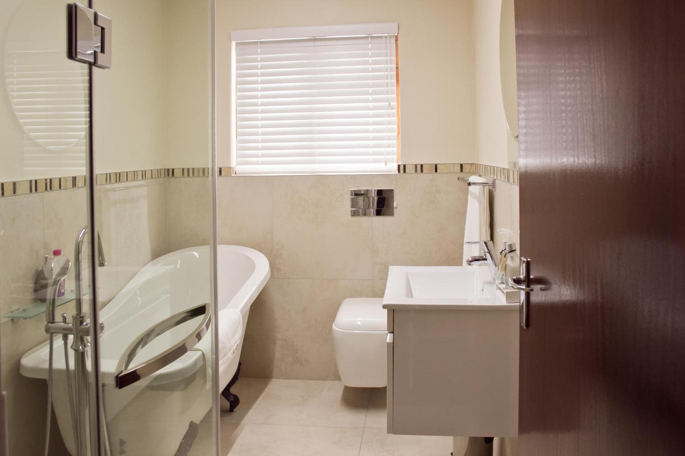 Apartment A - Photo 14