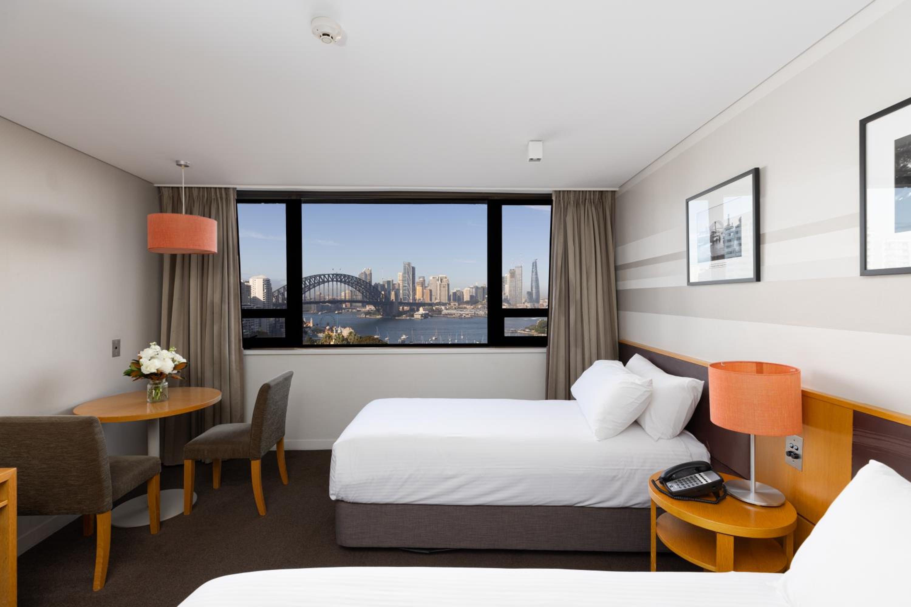 Harbor Bridge Twin Room