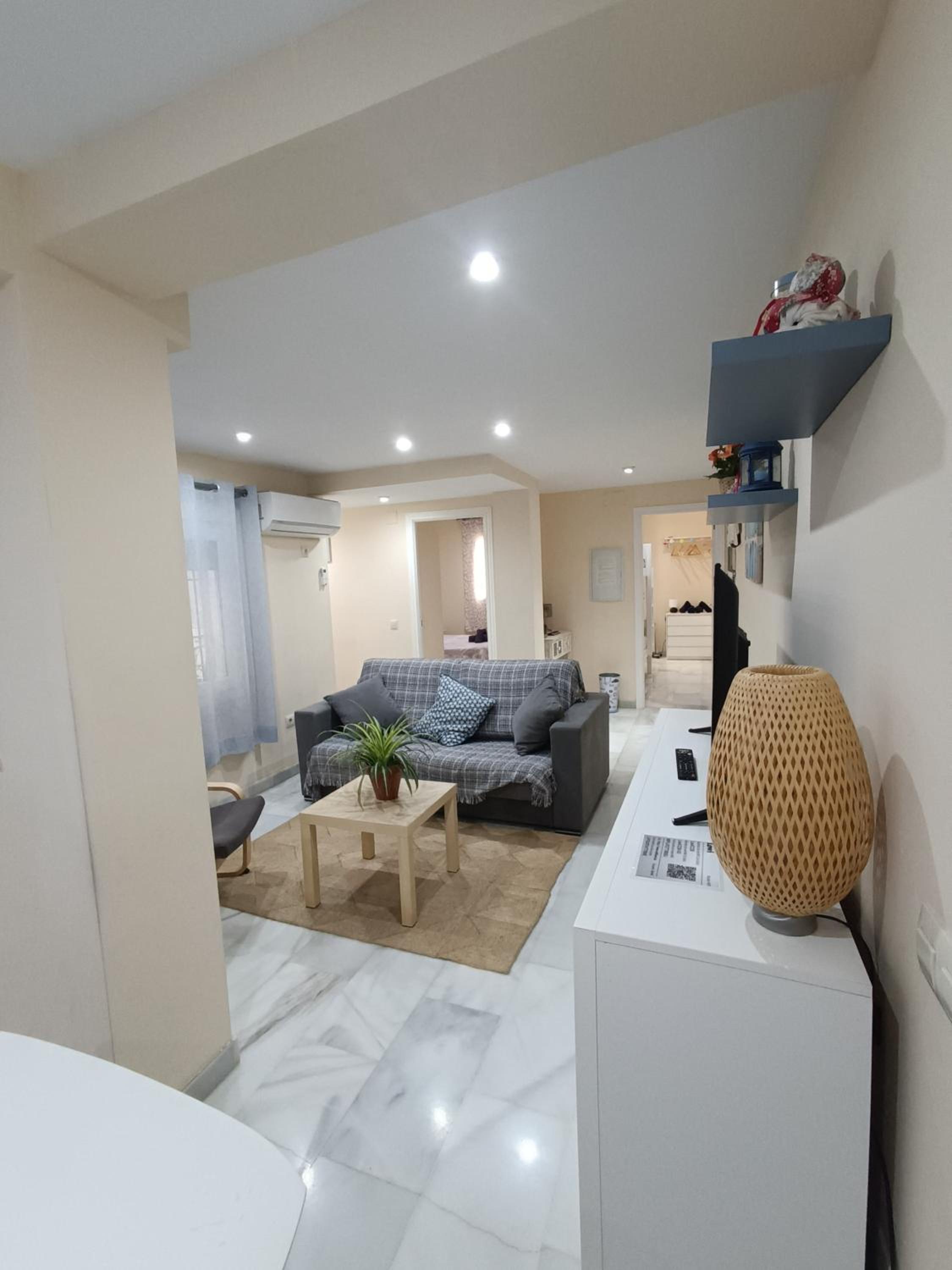Two-Bedroom Apartment - Photo 2