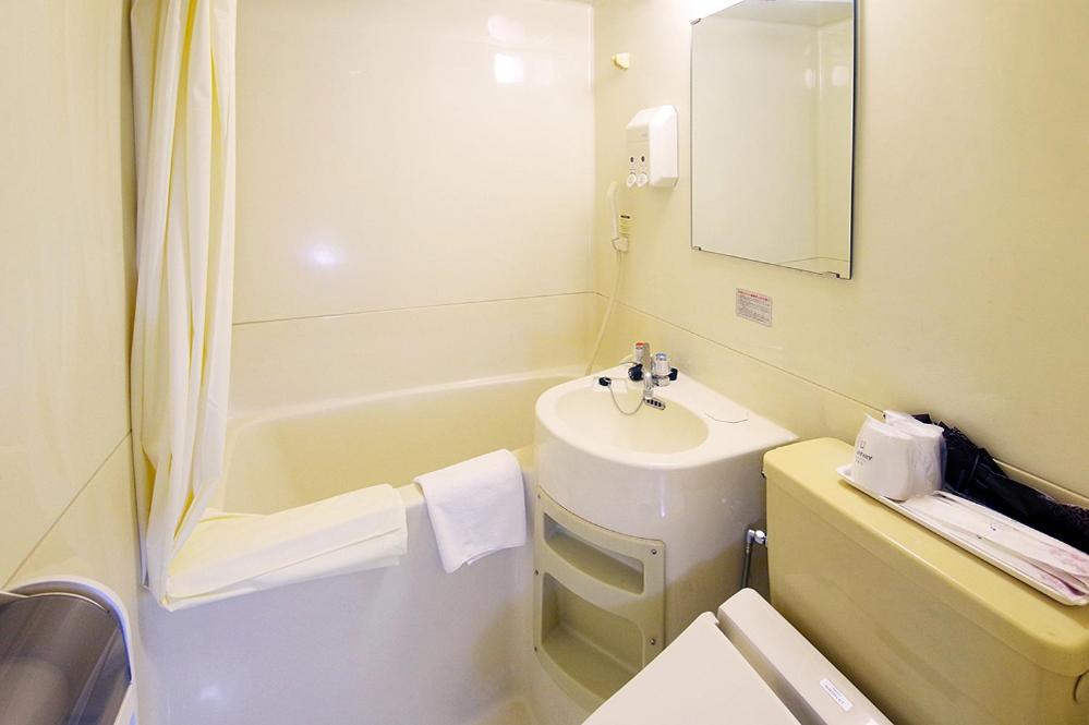 Japanese-Style Triple Room - Smoking photo 2