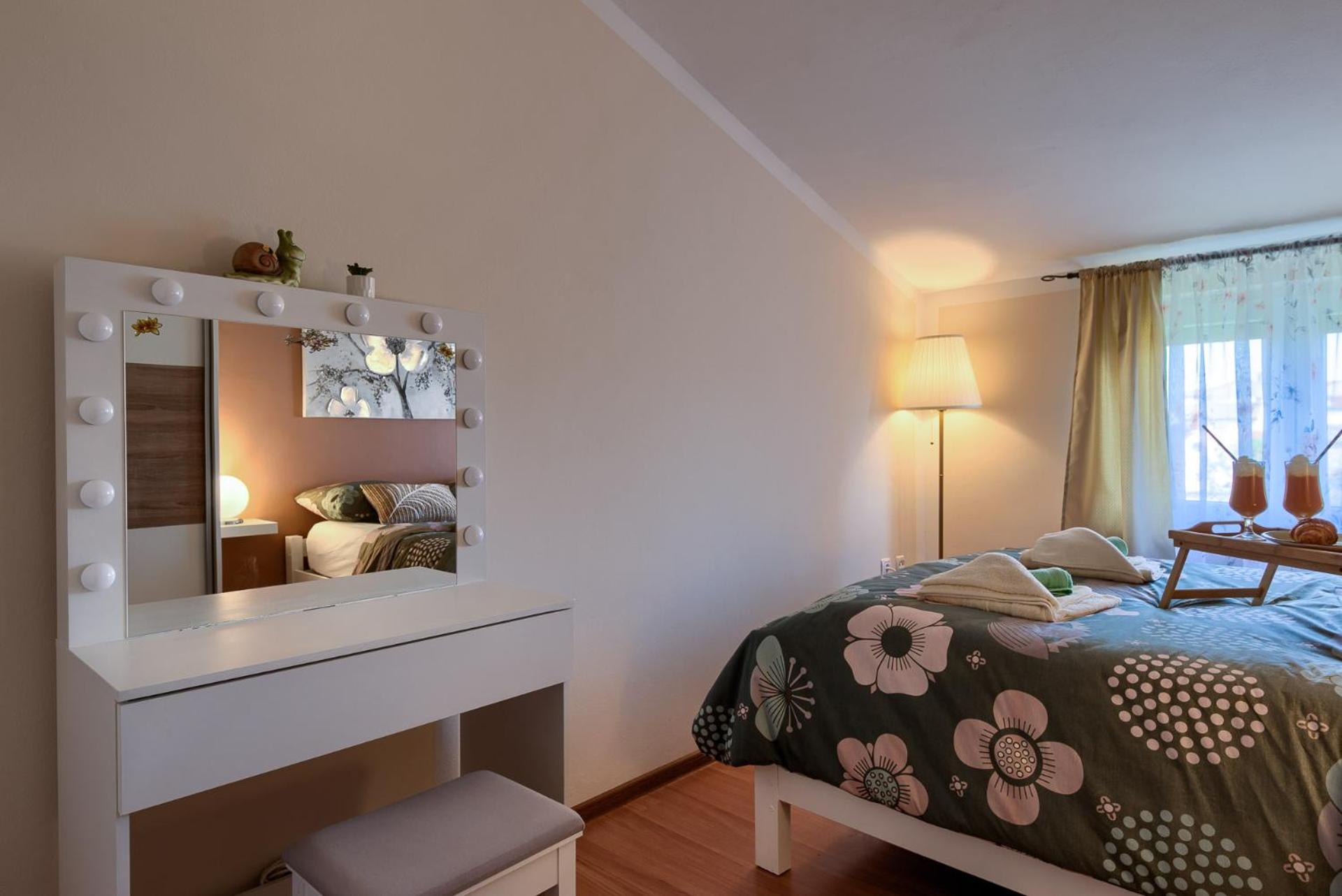 Three-Bedroom Apartment - Photo 2