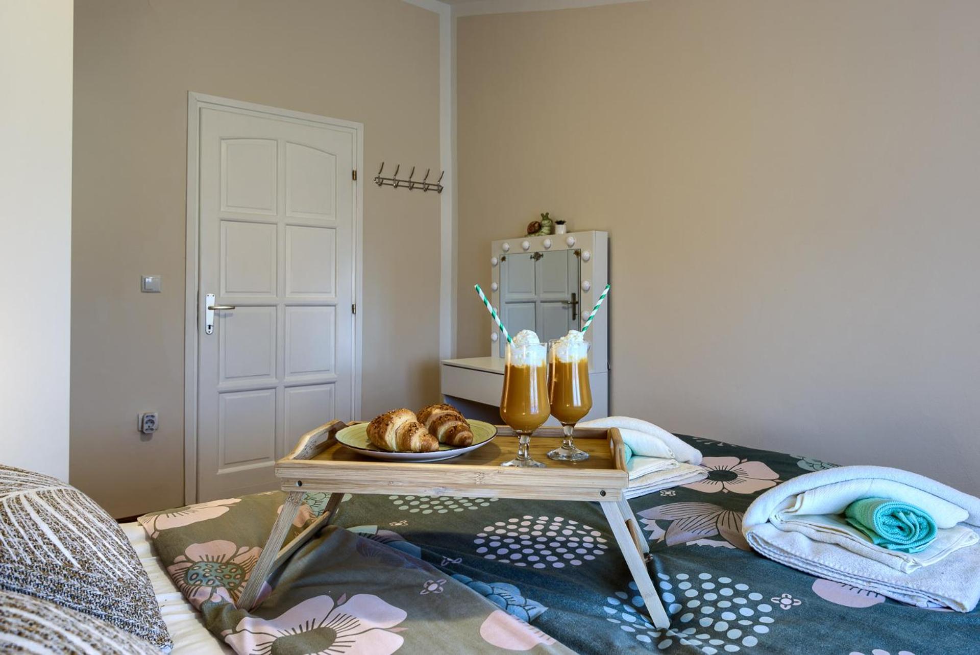 Three-Bedroom Apartment - Photo 24