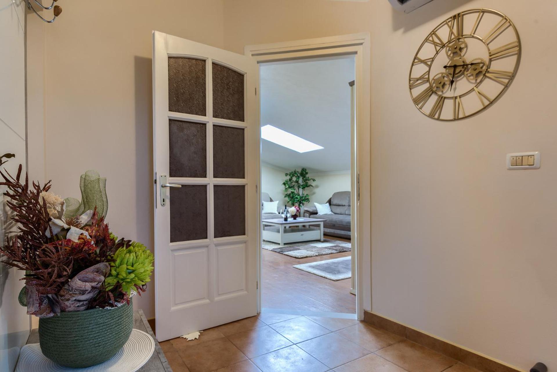 Three-Bedroom Apartment - Photo 36
