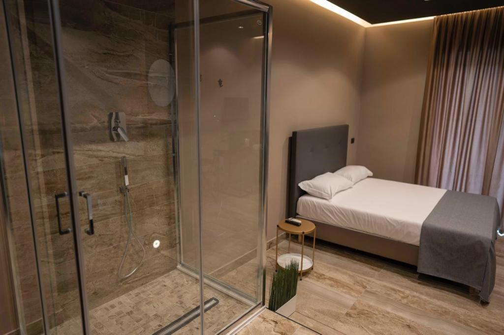 Deluxe Double Room - Photo 2