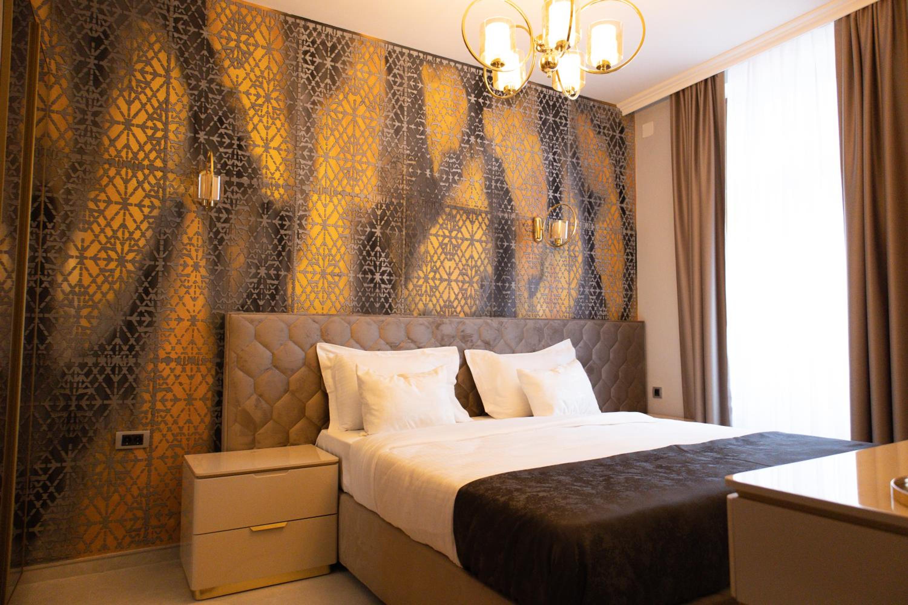Deluxe Double or Twin Room photo 2