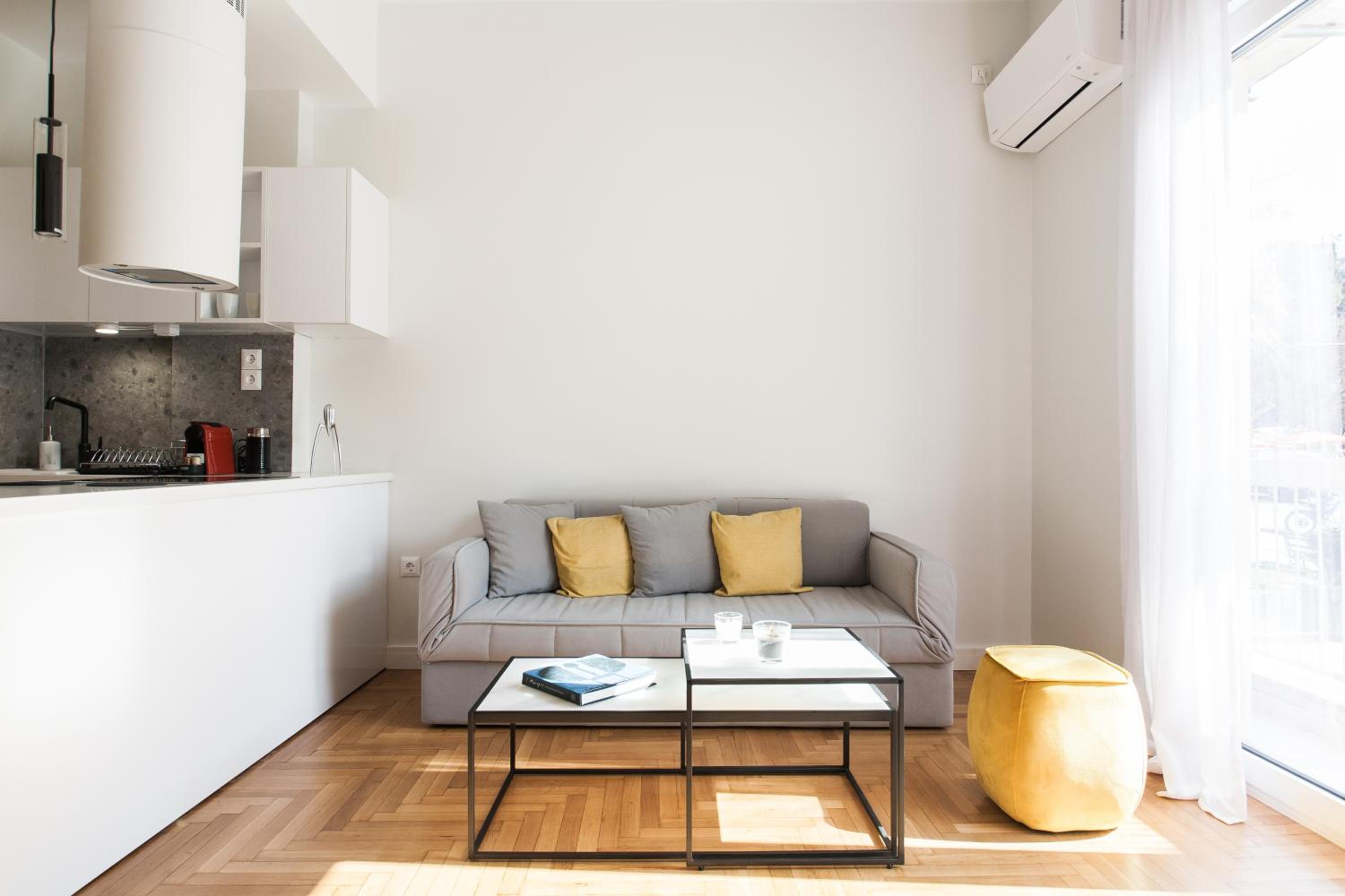 One-Bedroom Apartment