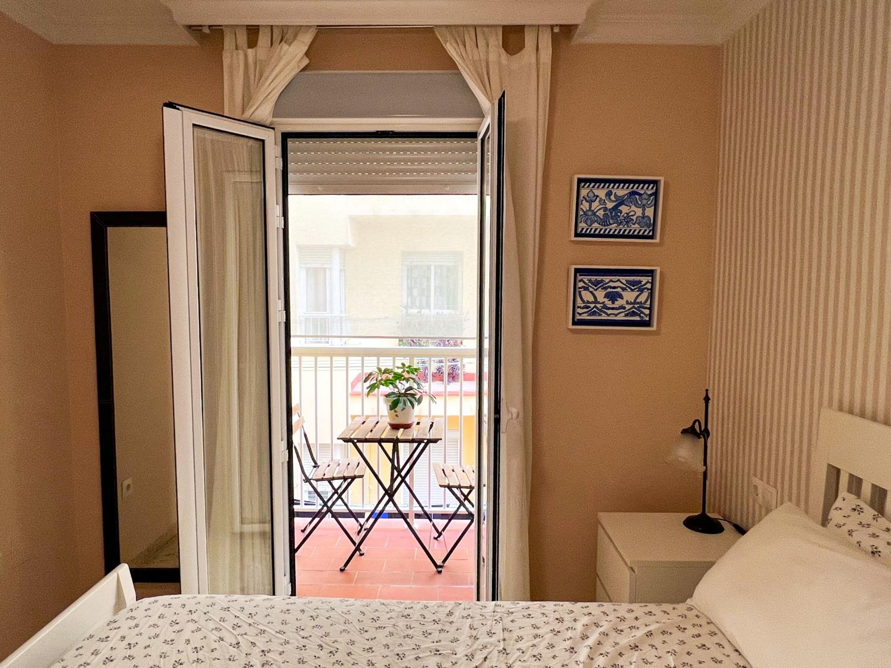 Habitación Doble Estándar con Baño Compartido