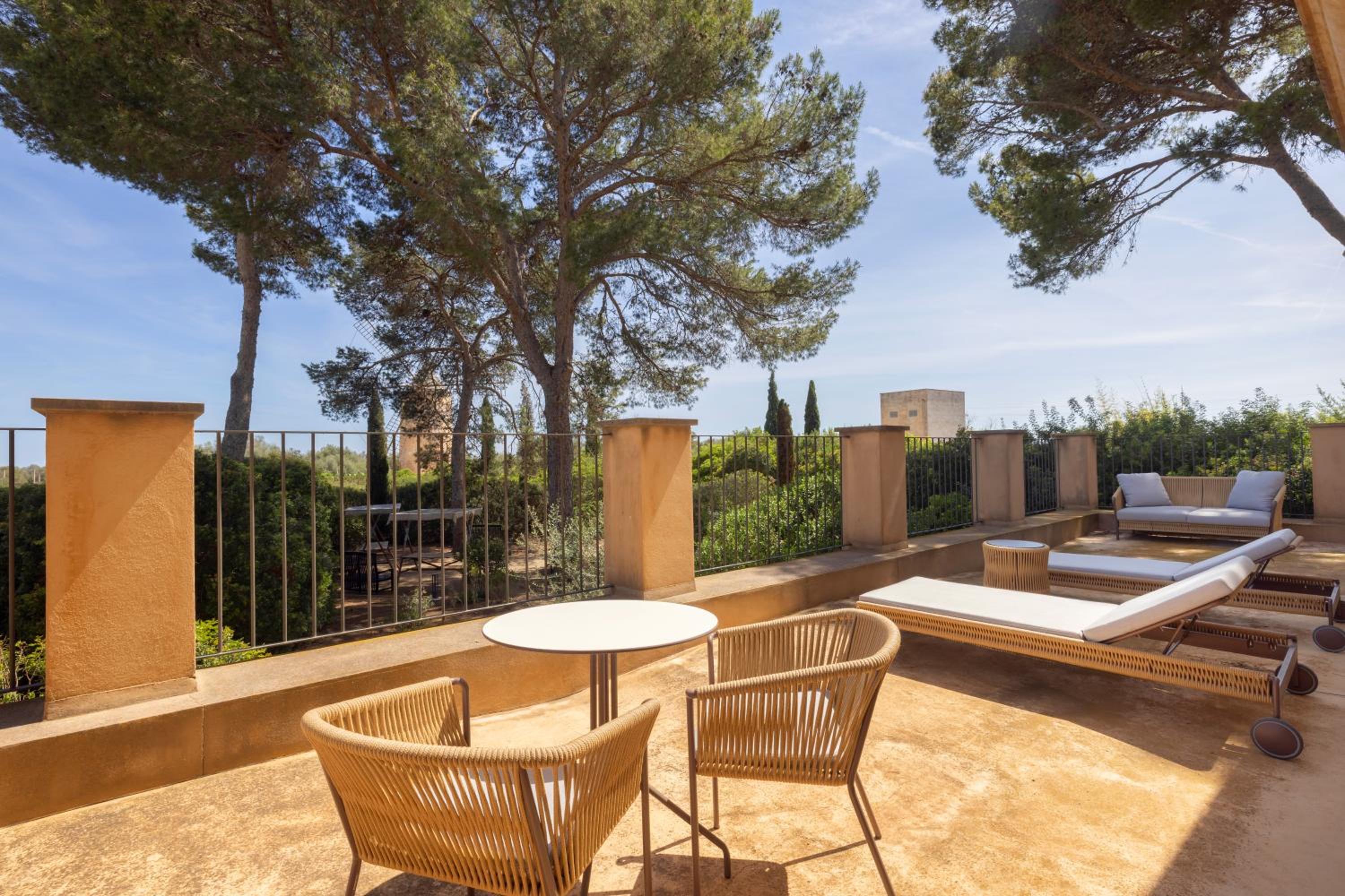 Suite Elegant Comellas