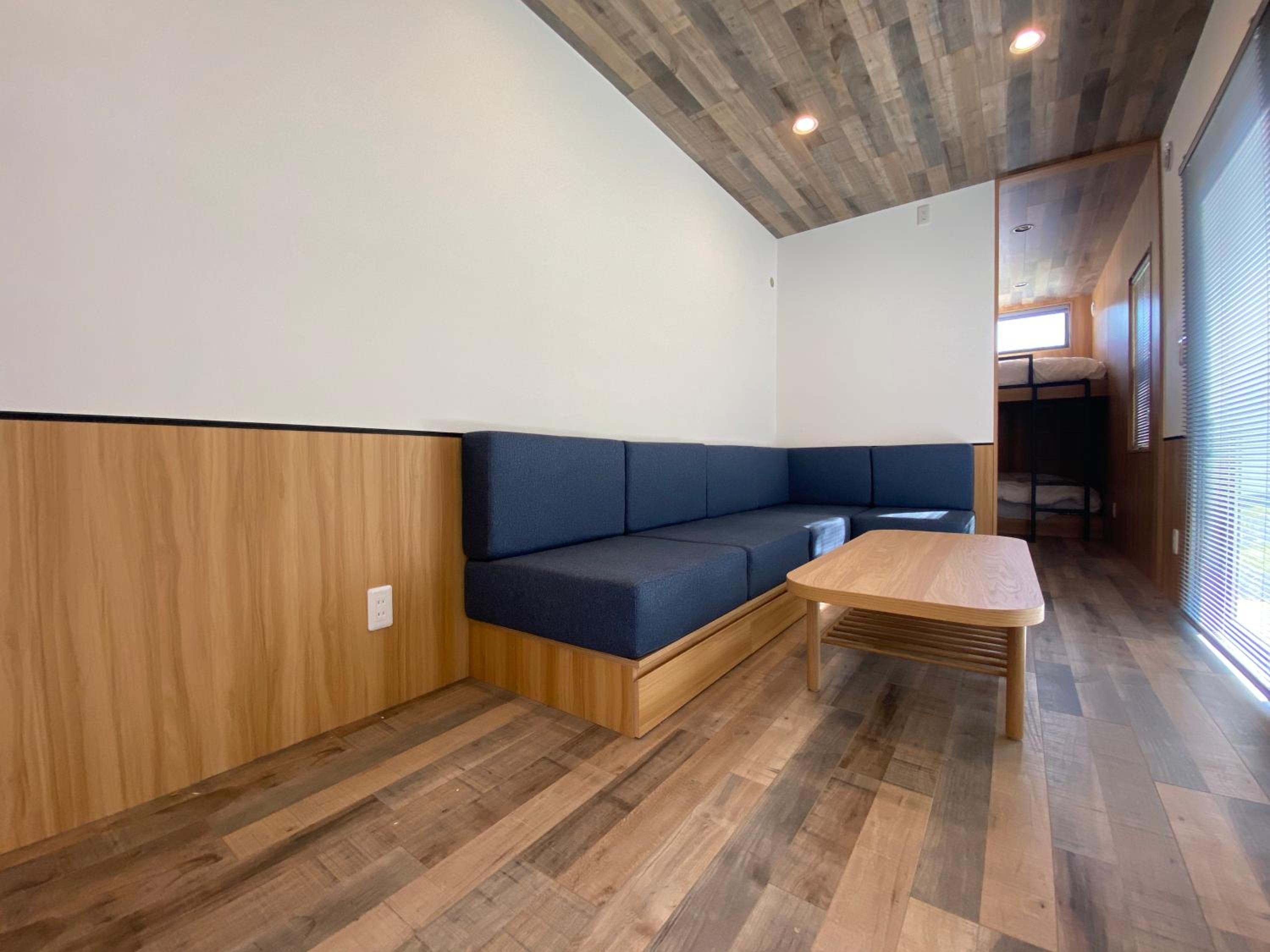 Trailer House -#PARK BOX photo 1