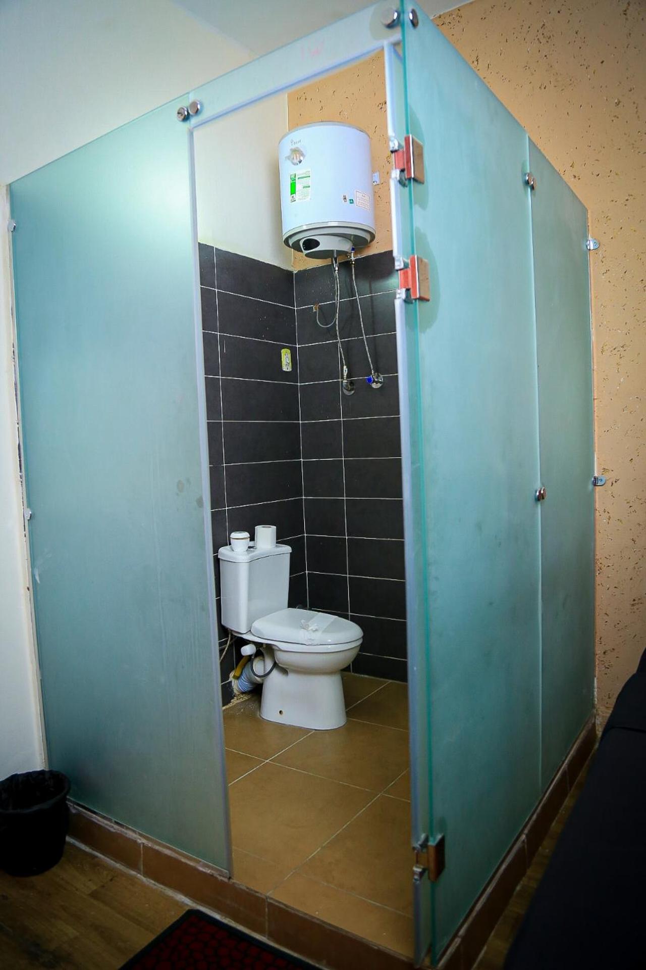 Double Room with Private Bathroom photo 3