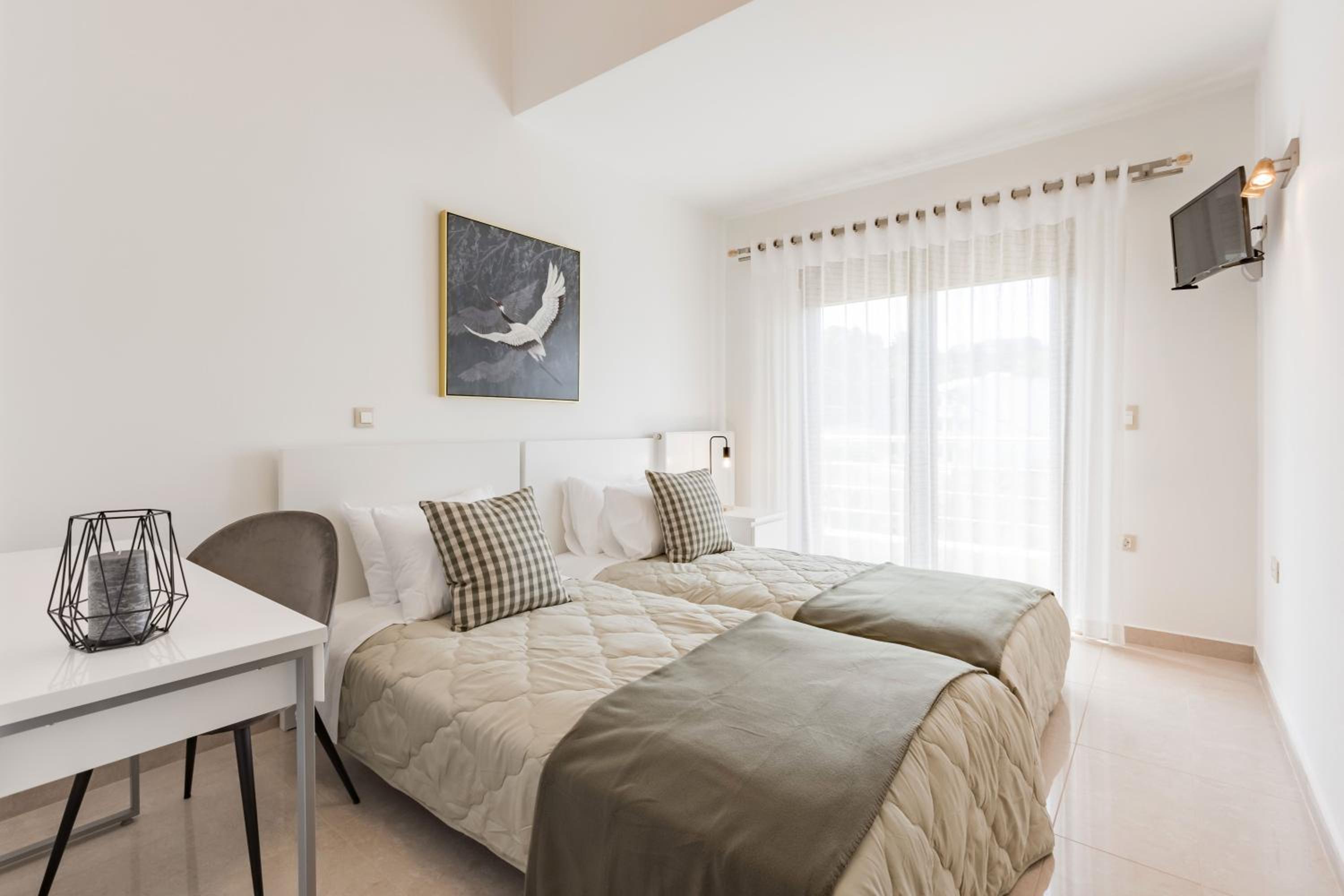 Three-Bedroom Villa photo 2