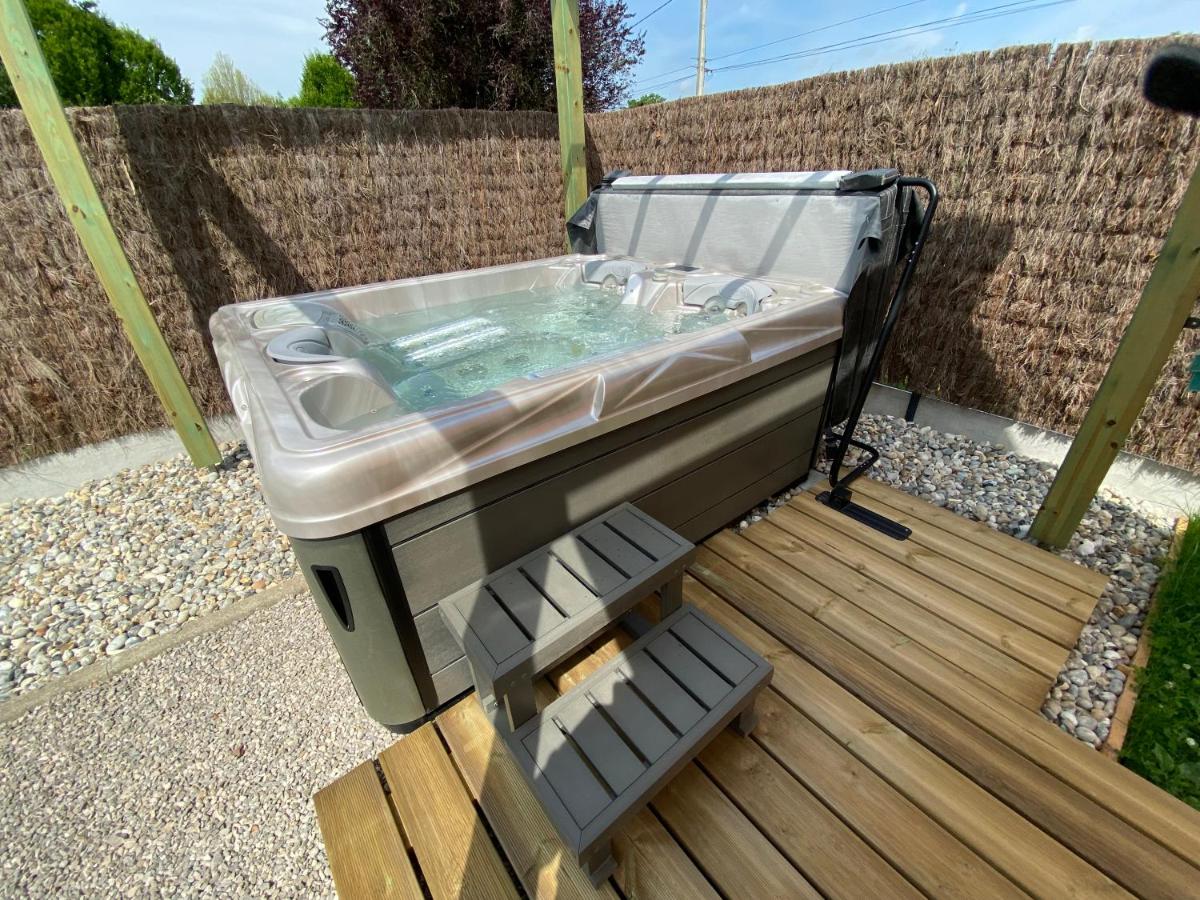 Deluxe Studio with Spa