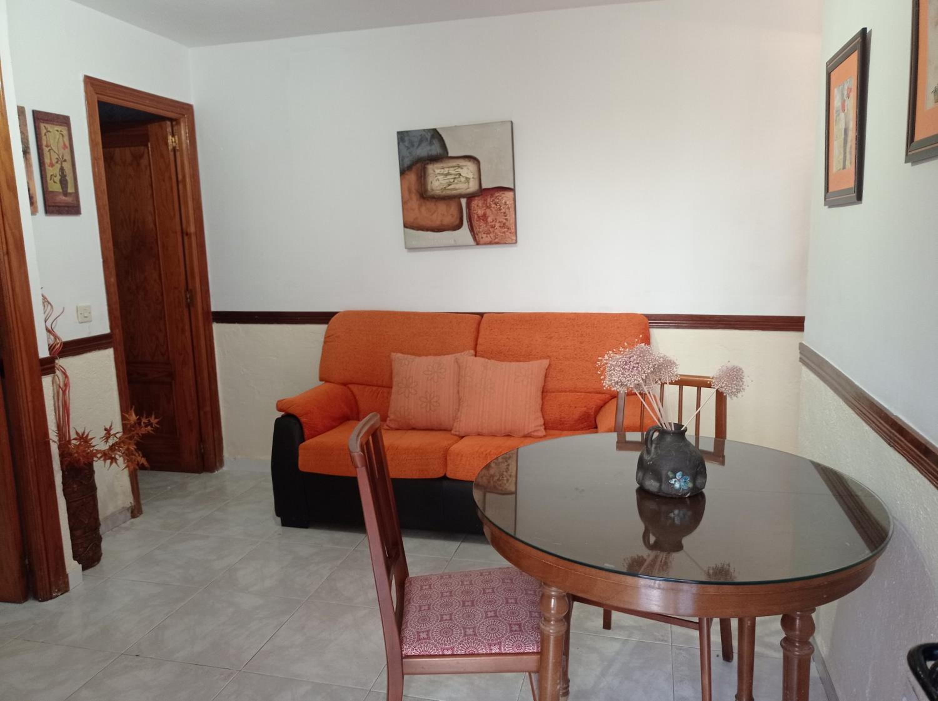 Two-Bedroom House photo 3