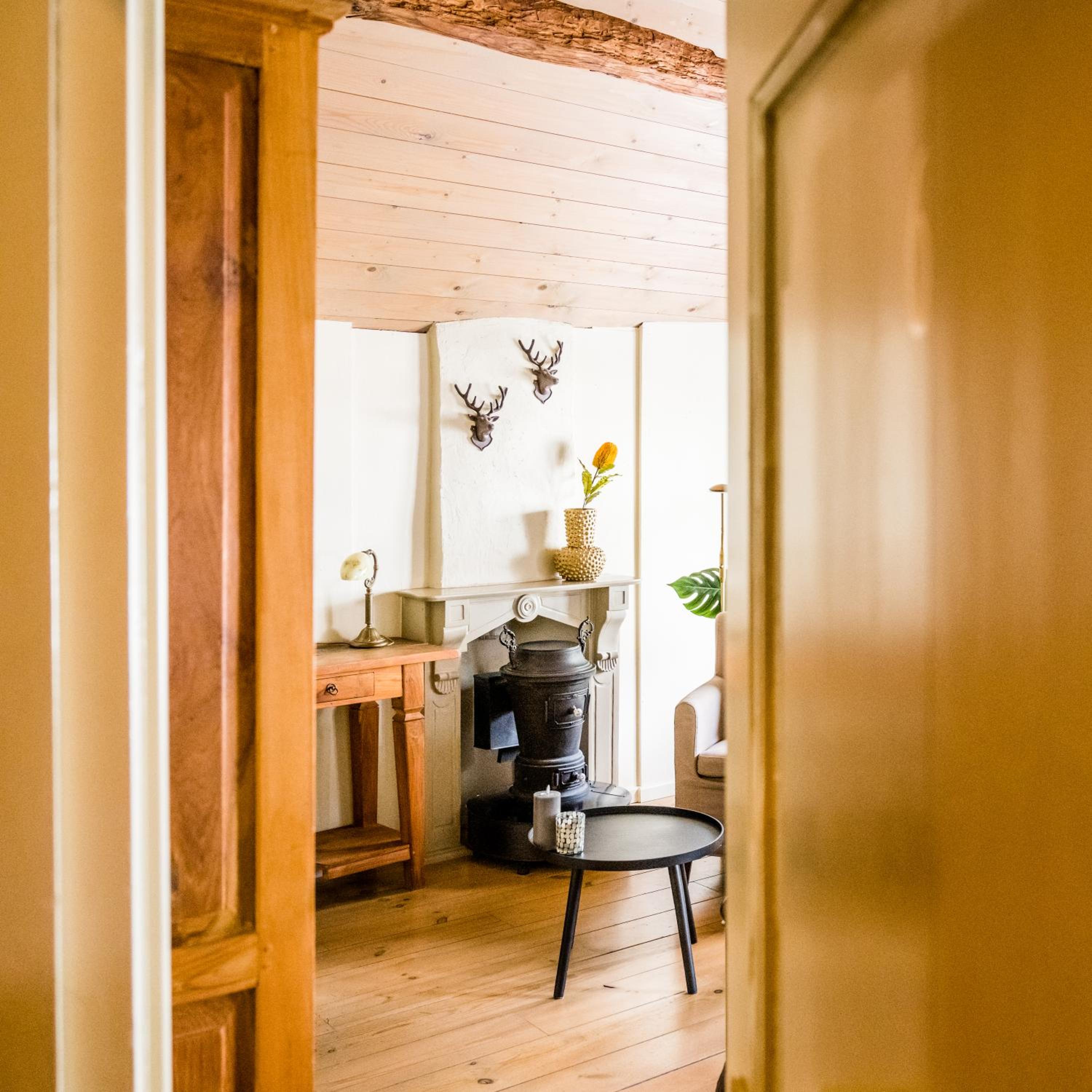 Luxurious Room with Bath   - Photo 1