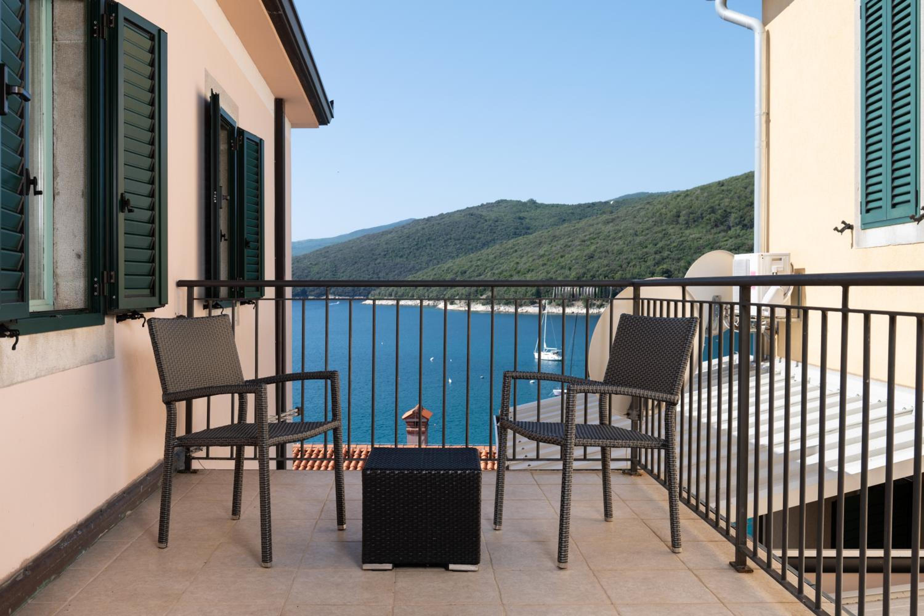 Double Room with Terrace - Photo 2