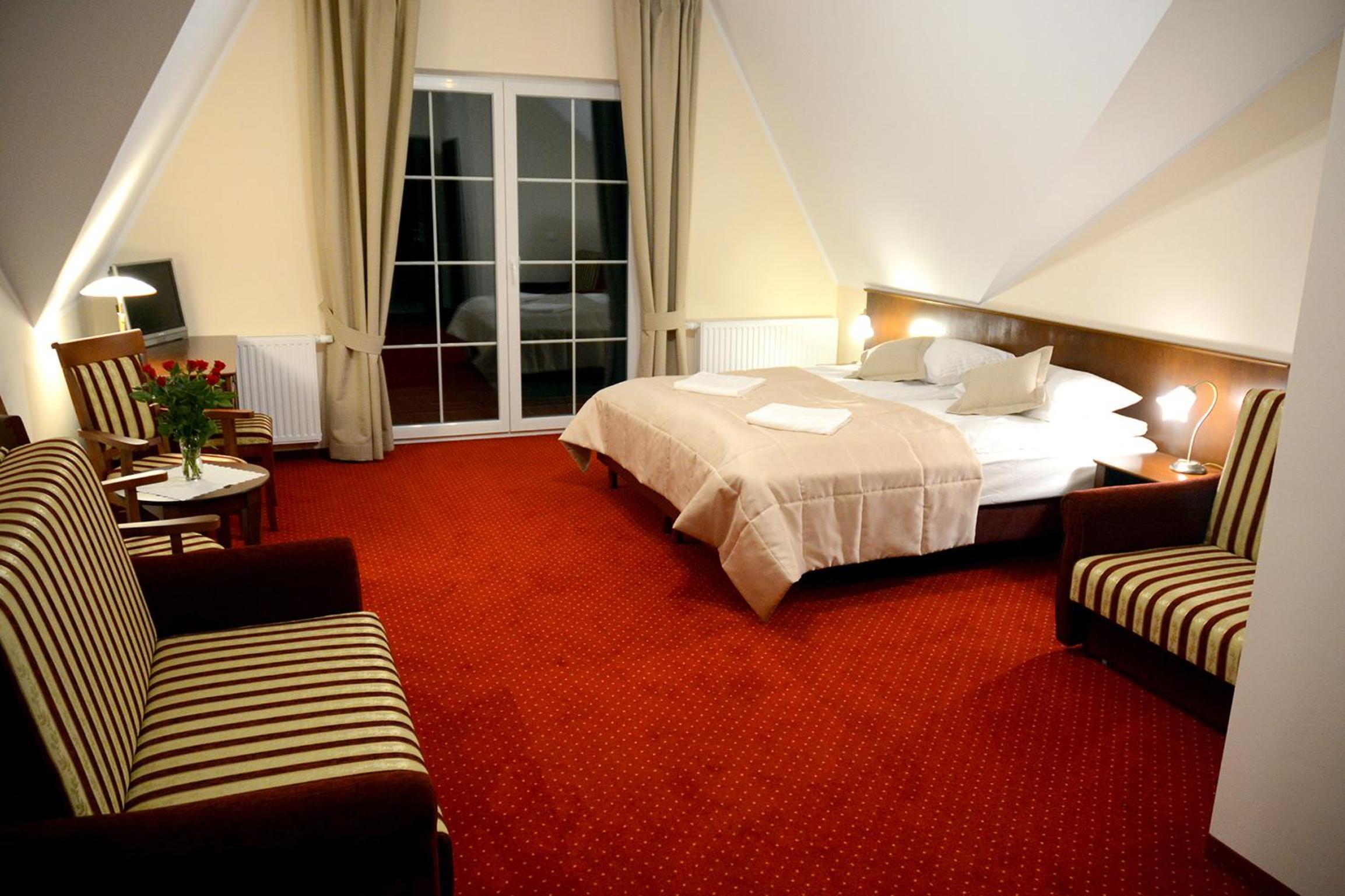 Quintuple Room (5 Adults) - Photo 1