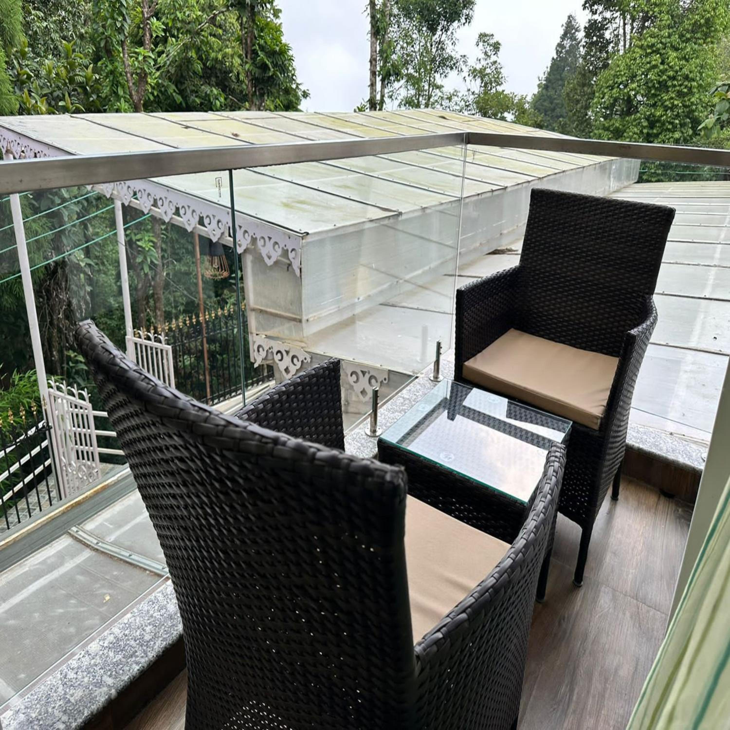 Double Room with Mountain View - Photo 3