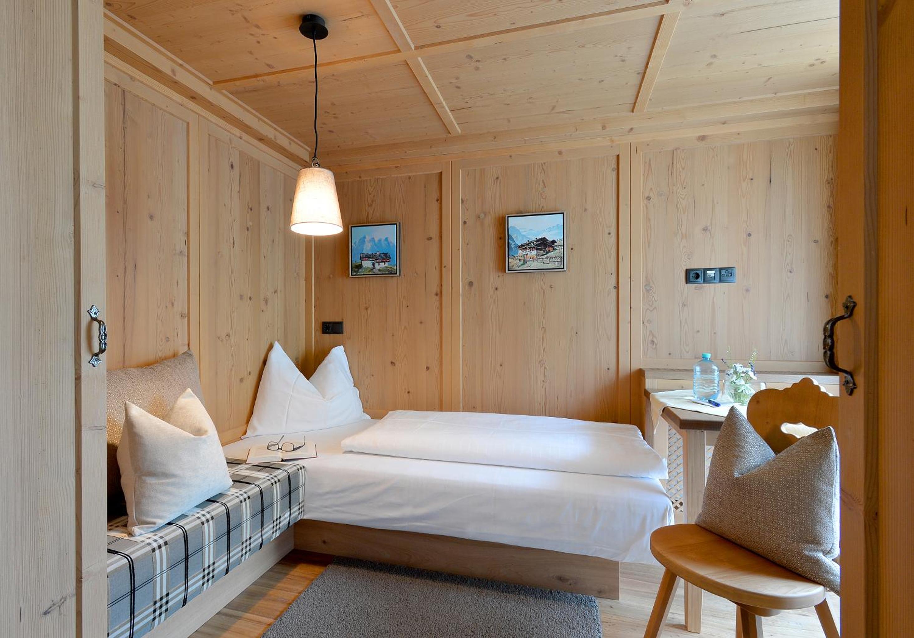Superior Double Room with Balcony - Photo 5