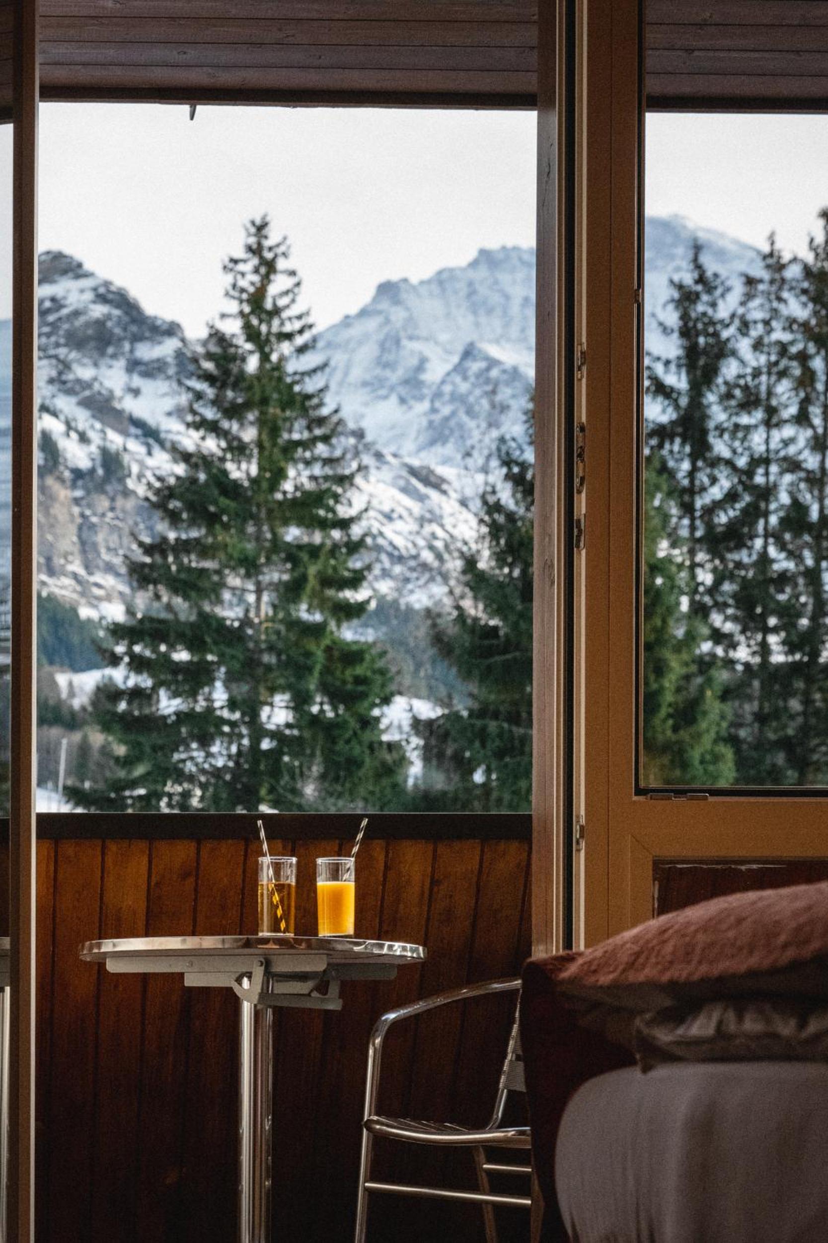 Superior Room with Balcony and Jungfrau view - Photo 4